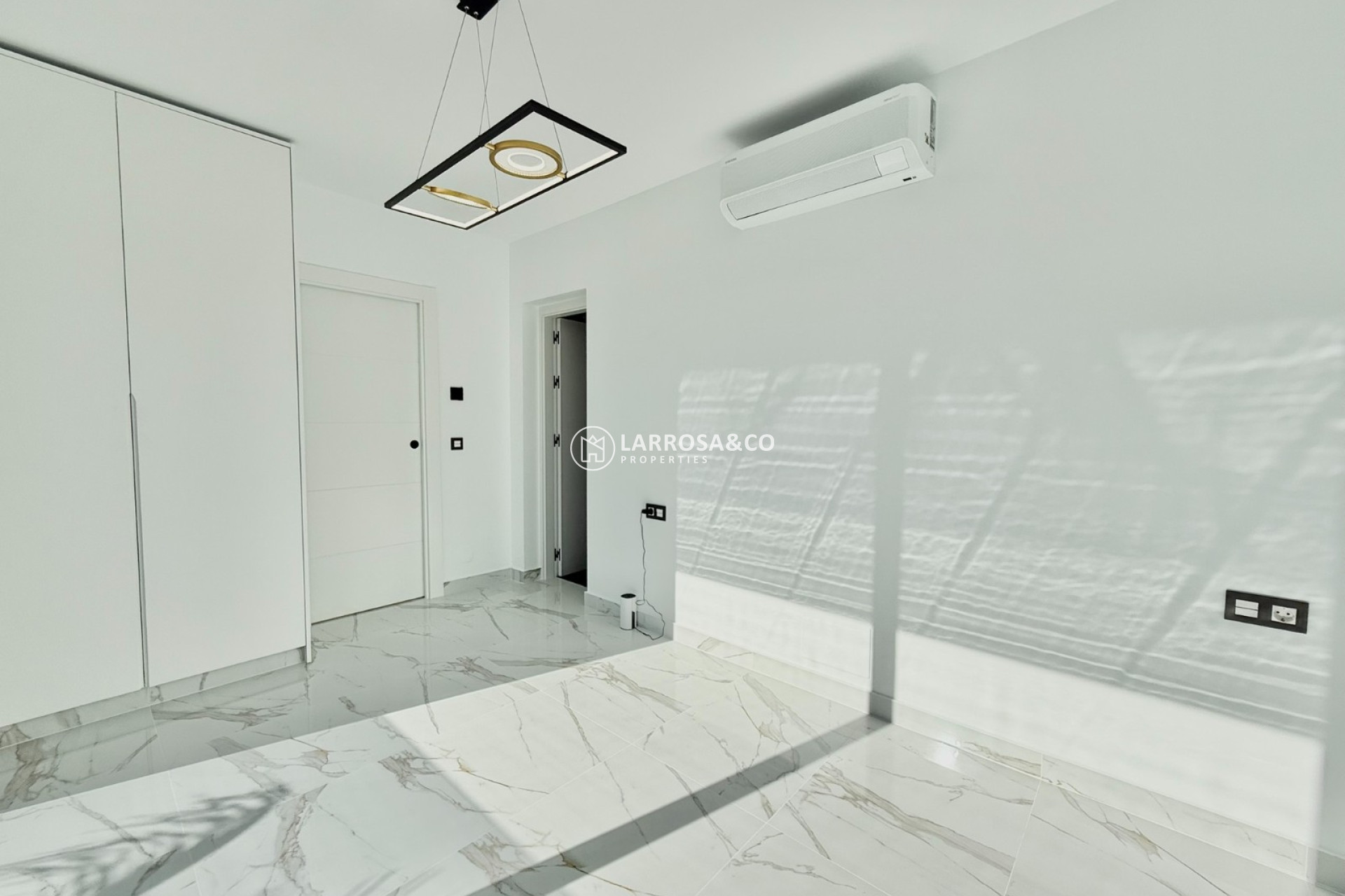 Resale - Detached House/Villa - Ciudad Quesada