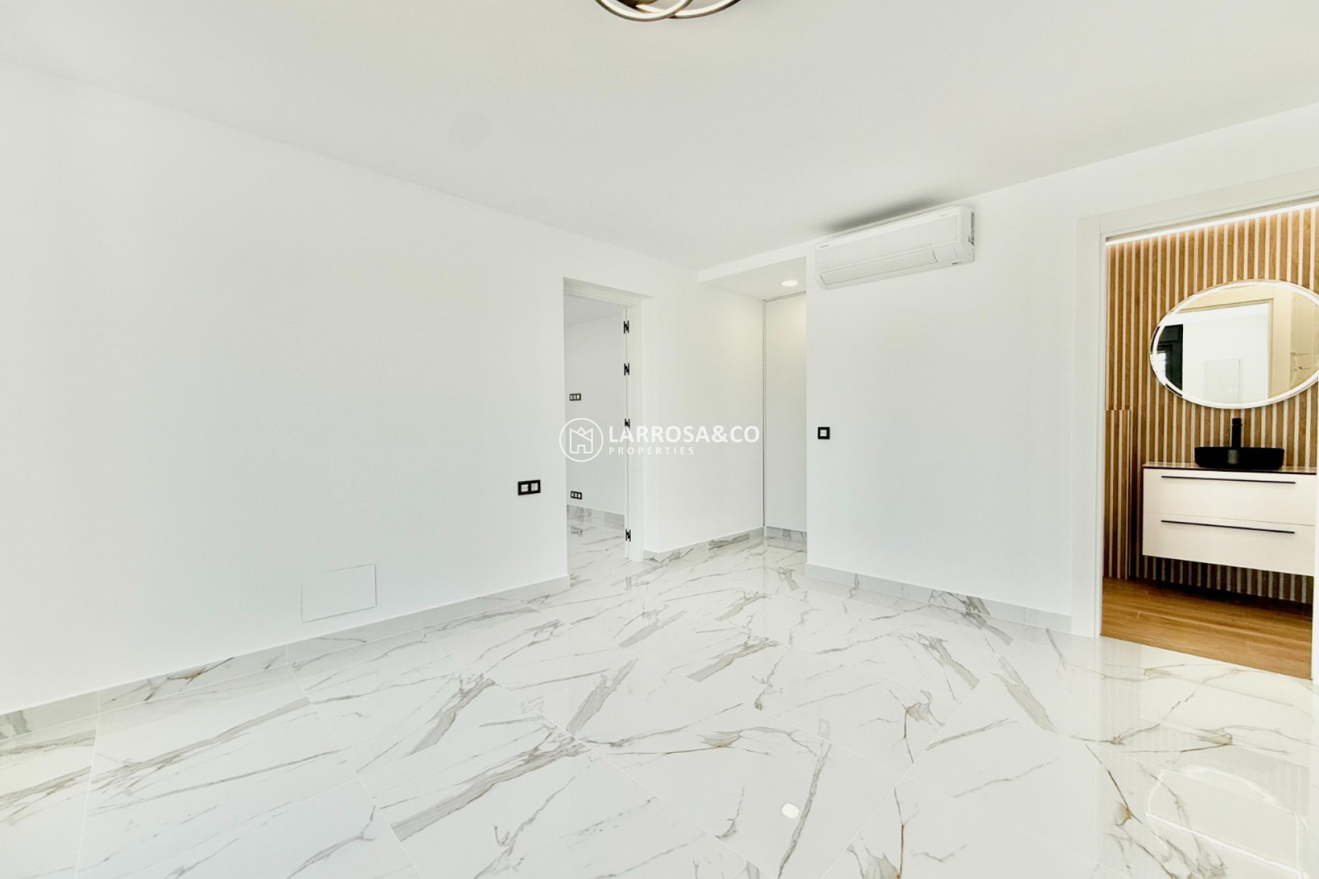 Resale - Detached House/Villa - Ciudad Quesada