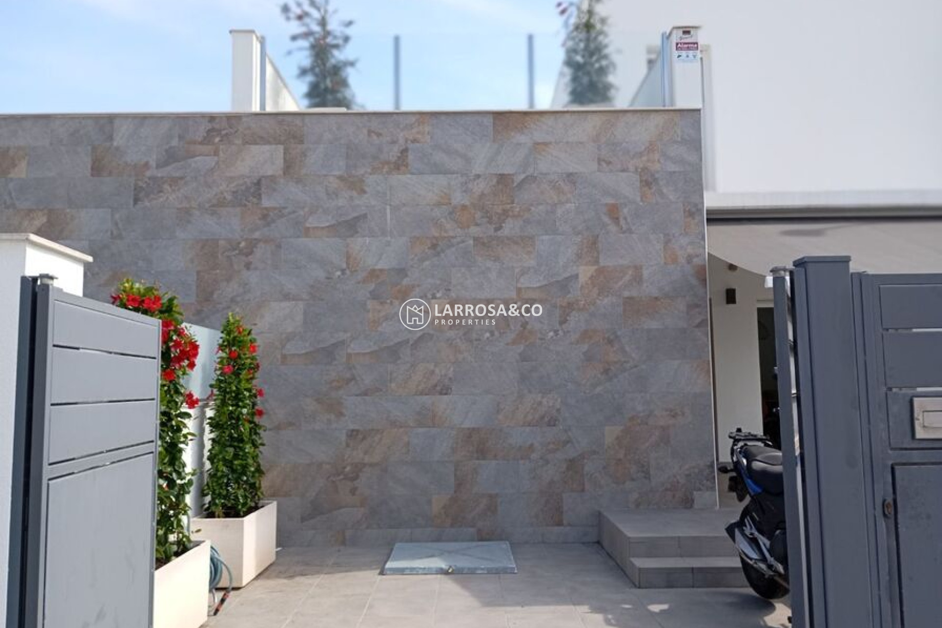 Resale - Detached House/Villa - Daya Vieja - Costa Blanca