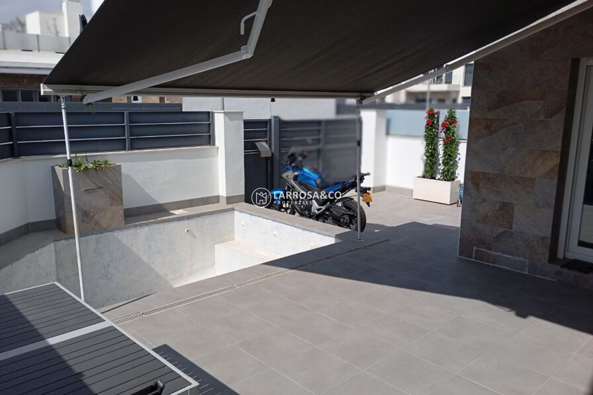 Resale - Detached House/Villa - Daya Vieja - Costa Blanca