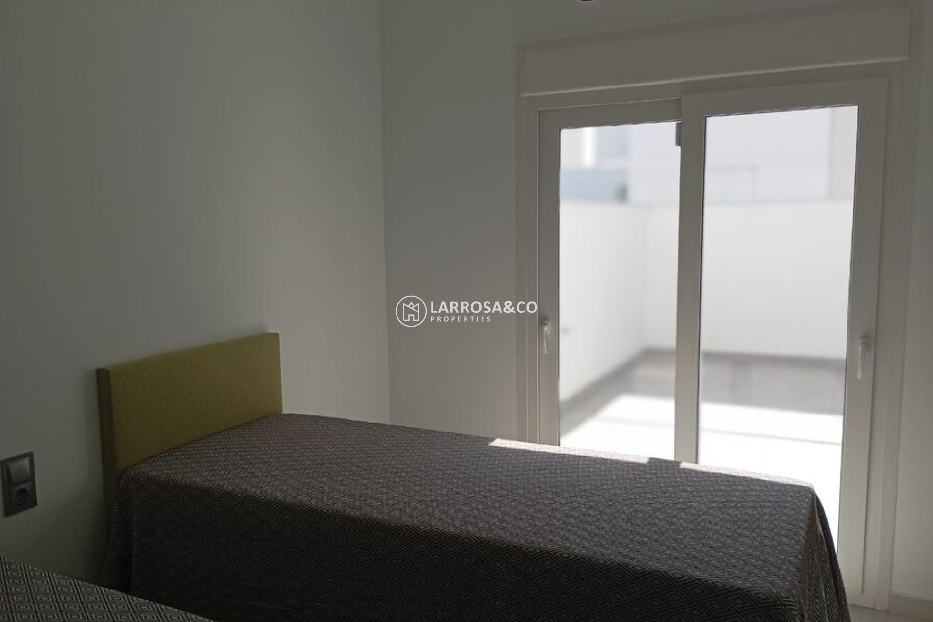 Resale - Detached House/Villa - Daya Vieja - Costa Blanca