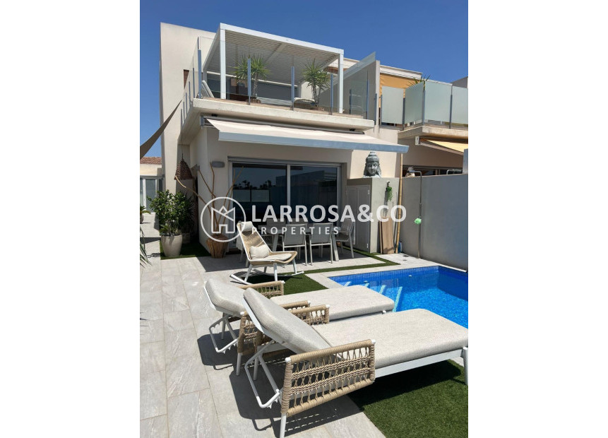 Resale - Detached House/Villa - Daya Vieja - Costa Blanca