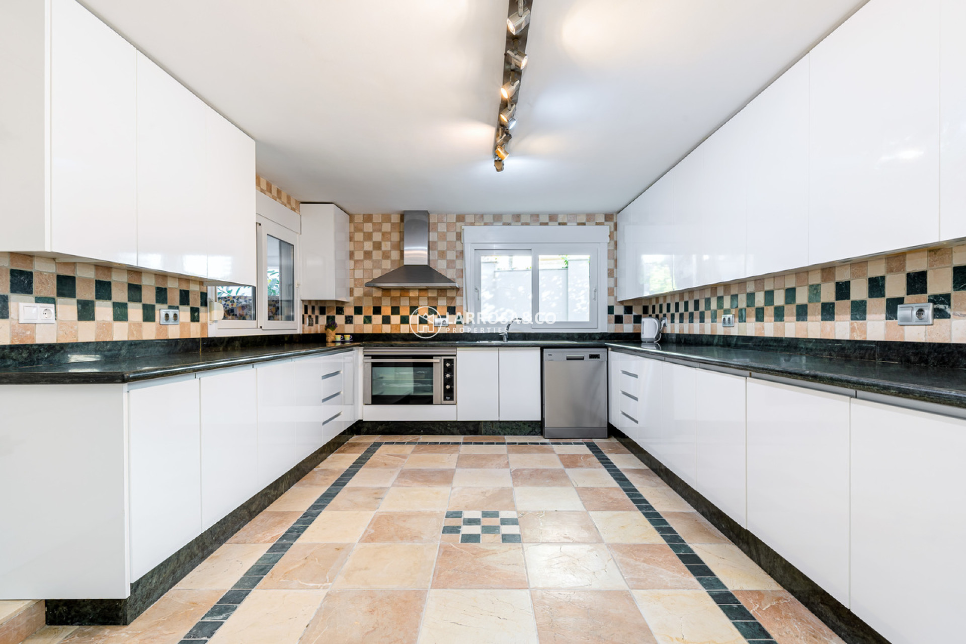 Resale - Detached House/Villa - Dehesa de Campoamor - Costa Blanca