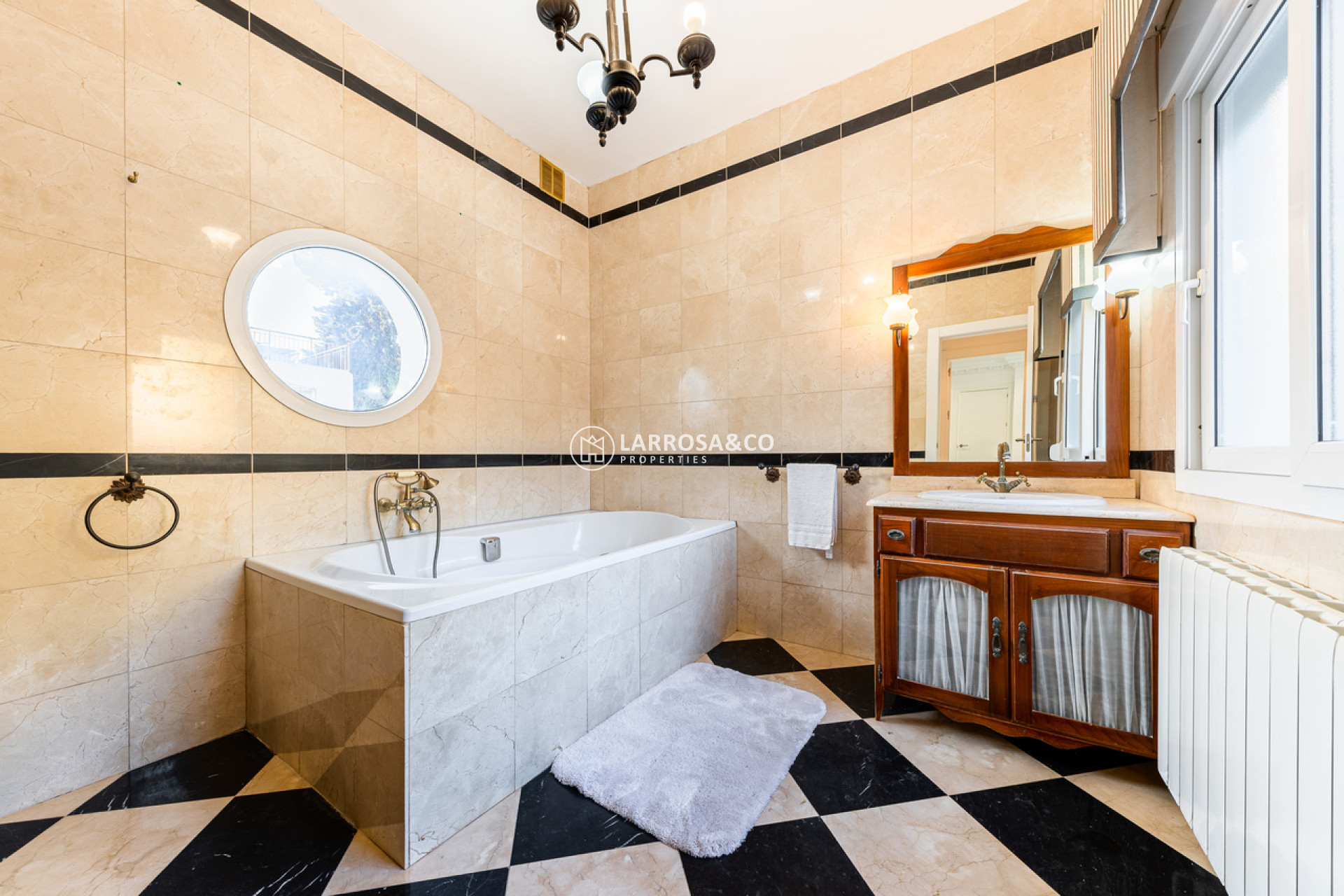 Resale - Detached House/Villa - Dehesa de Campoamor - Costa Blanca