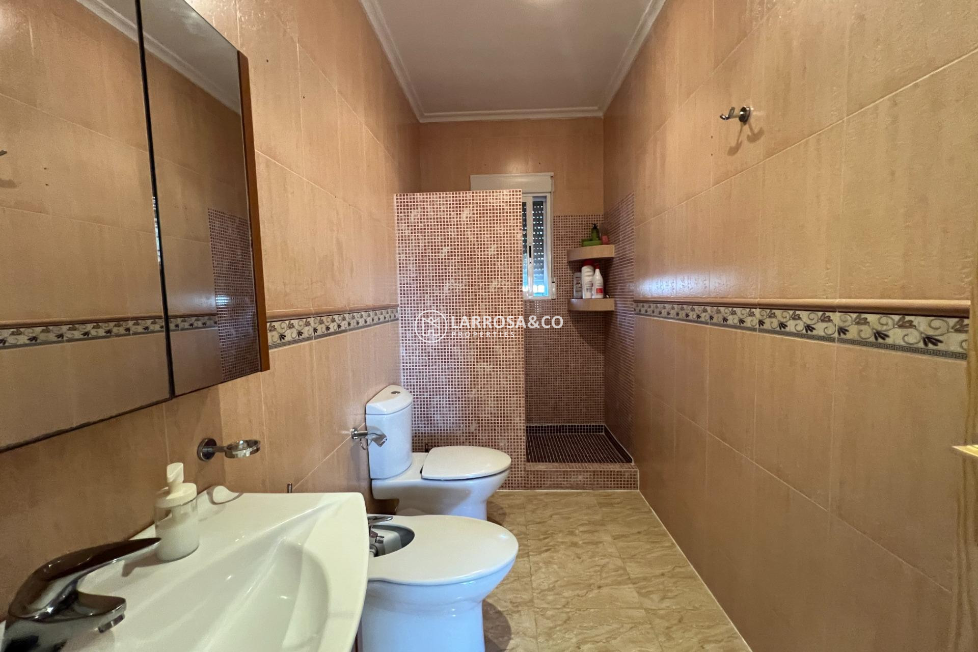 Resale - Detached House/Villa - Dolores - CMNO. ESCORREDOR