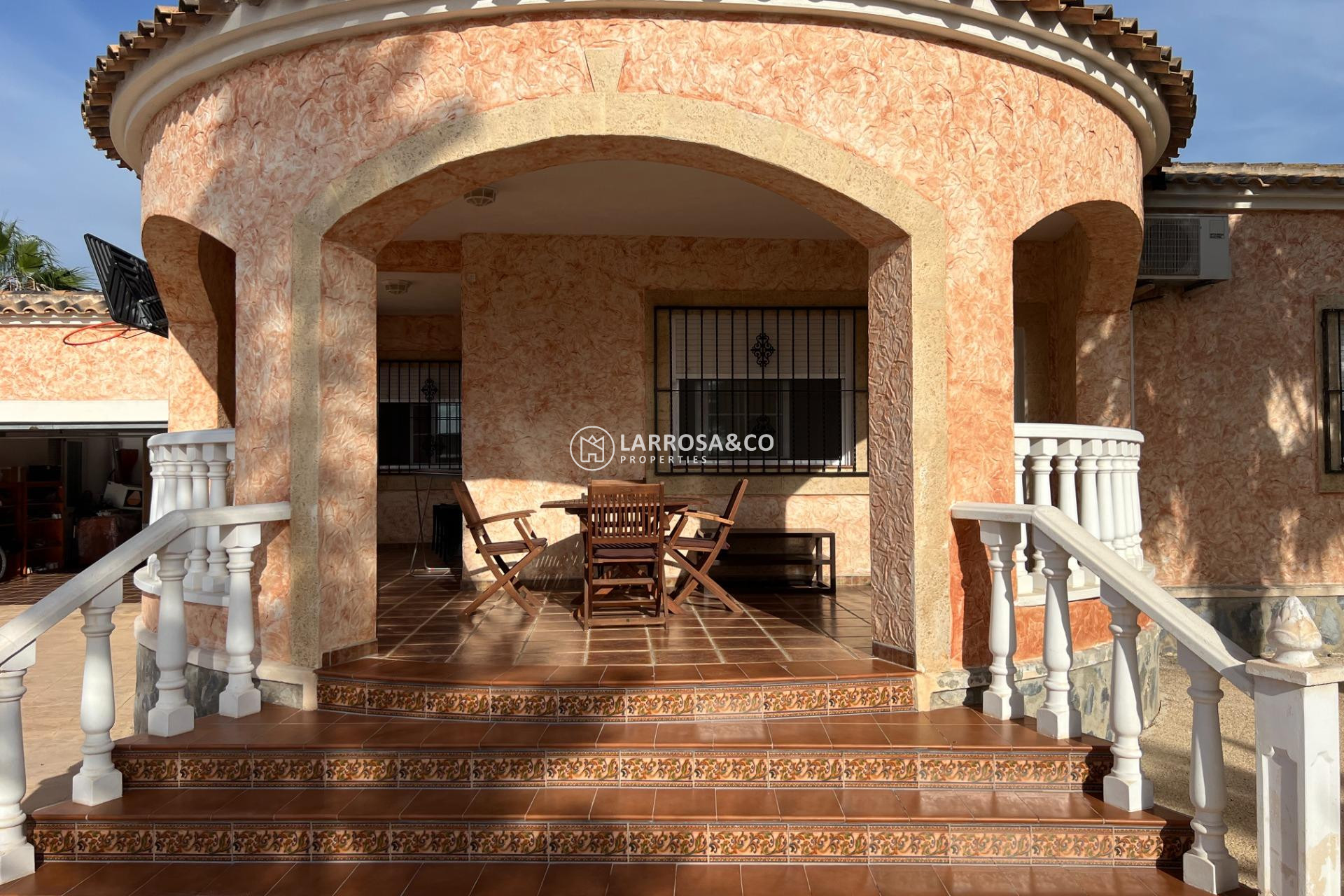 Resale - Detached House/Villa - Dolores - CMNO. ESCORREDOR