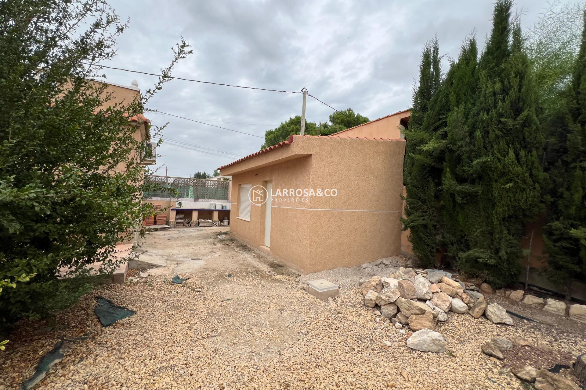 Resale - Detached House/Villa - Dolores - CMNO. ESCORREDOR