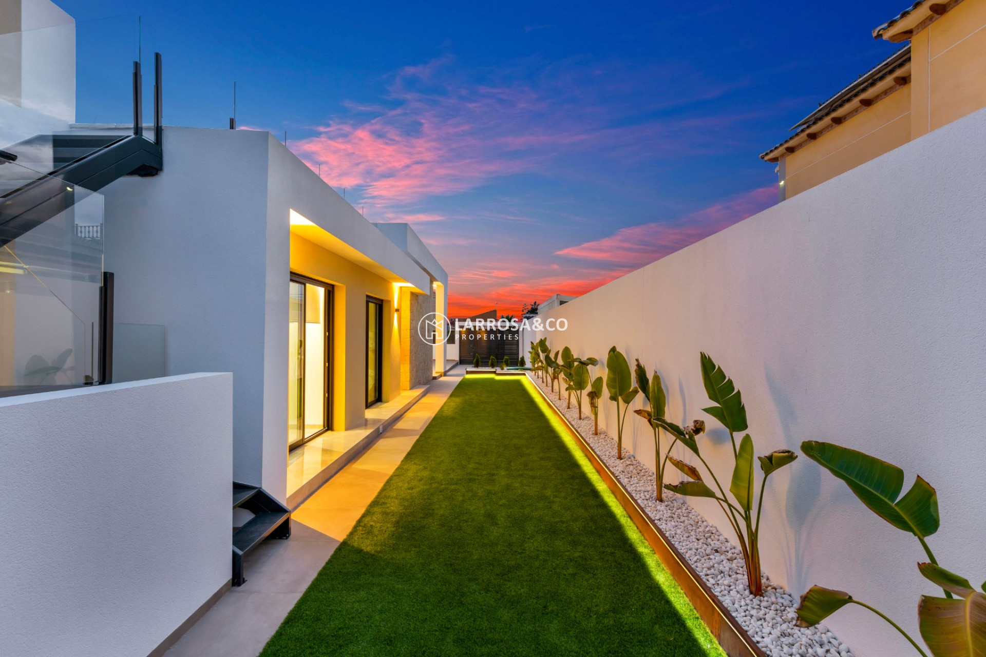 Resale - Detached House/Villa - El Chaparral - Inland