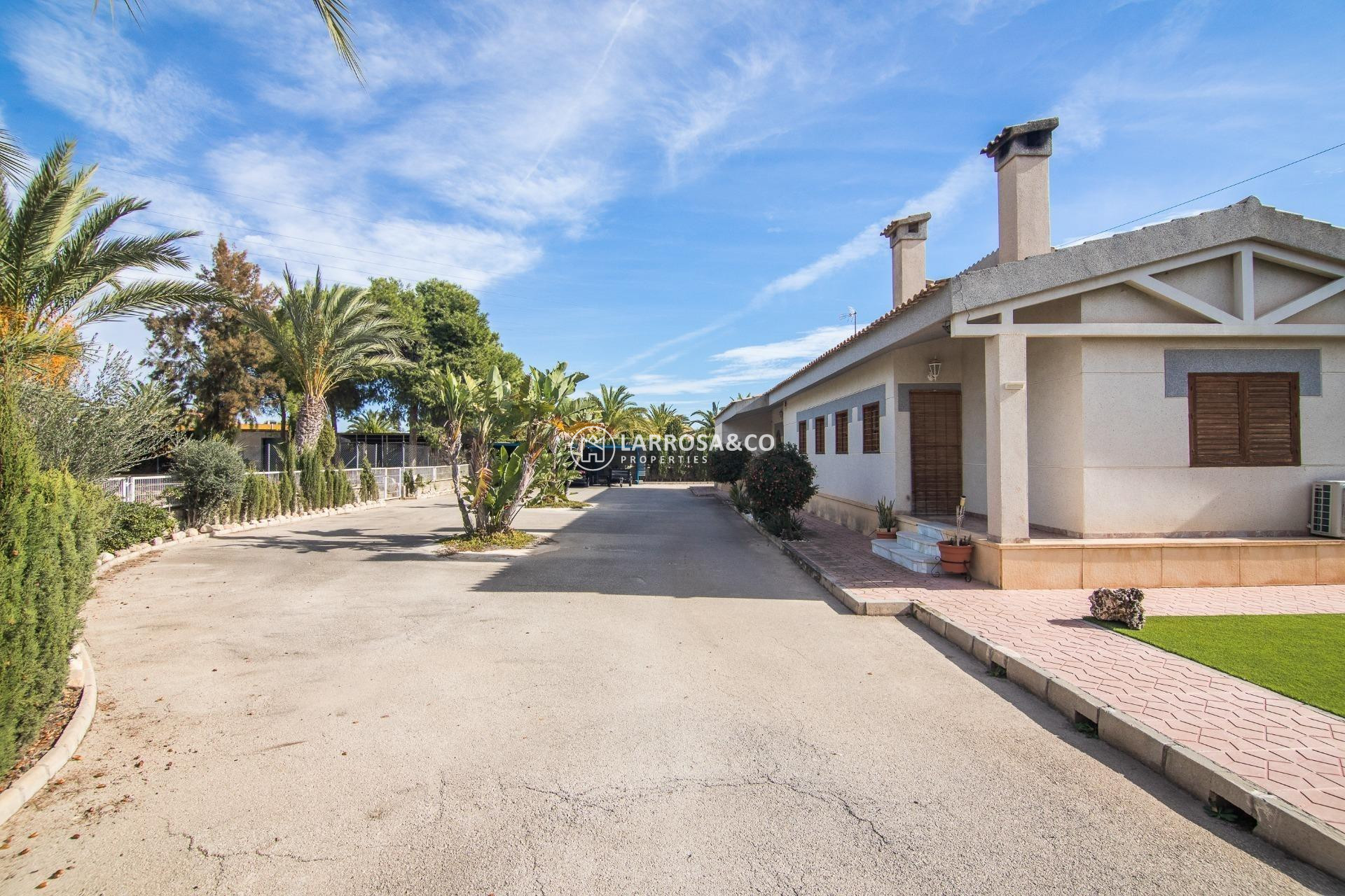 Resale - Detached House/Villa - Elche - Corte Ingles