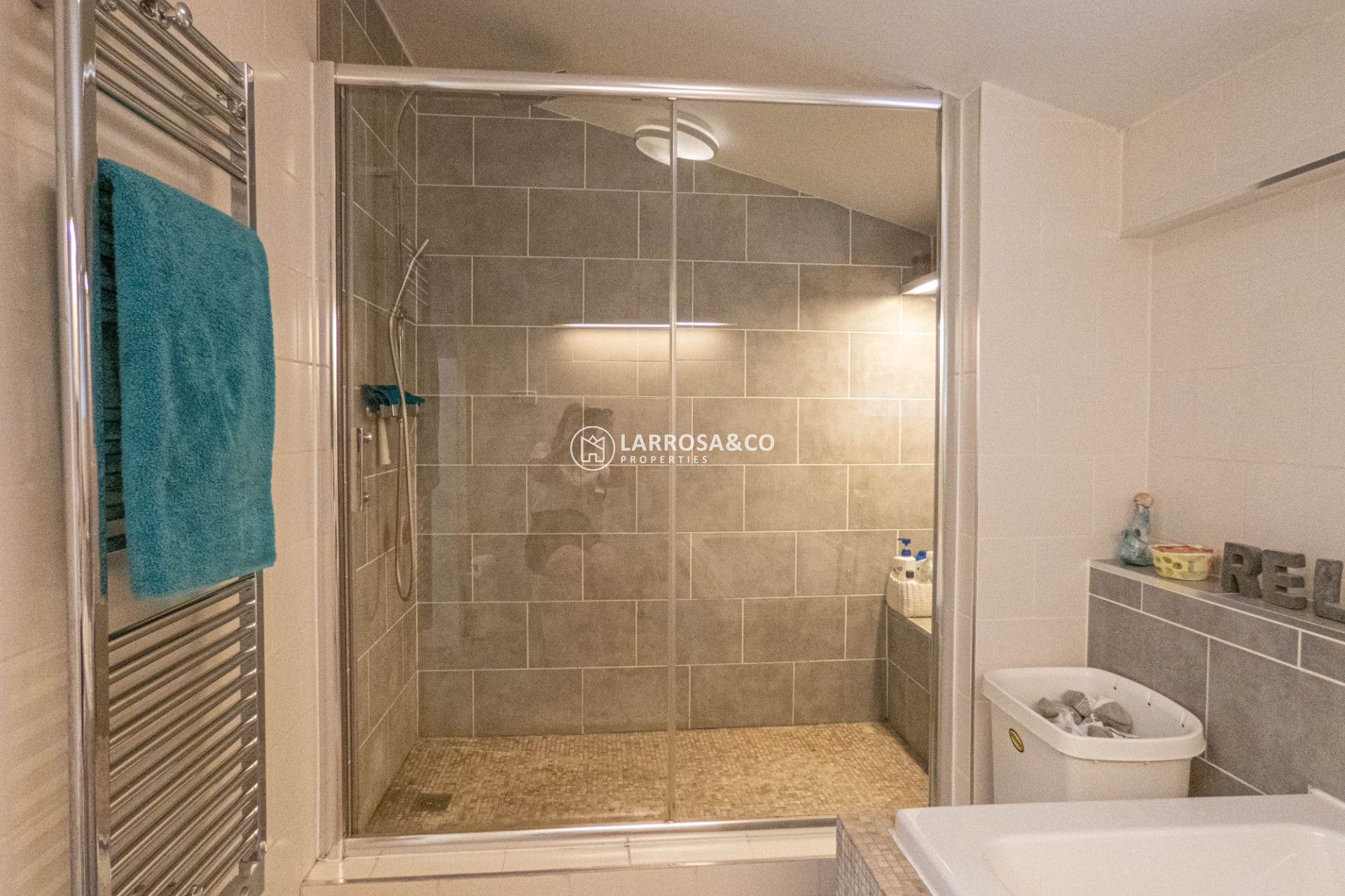 Resale - Detached House/Villa - Heredades - Costa Blanca