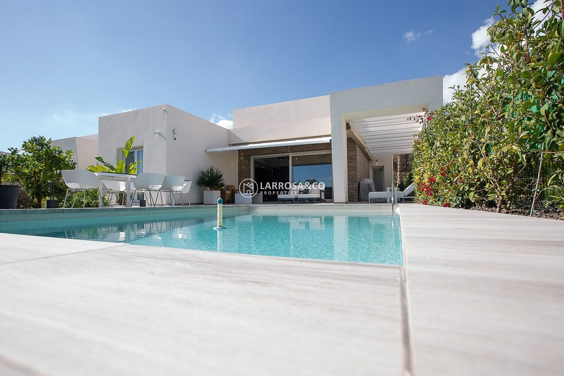 Resale - Detached House/Villa - La Finca Golf Resort - Inland