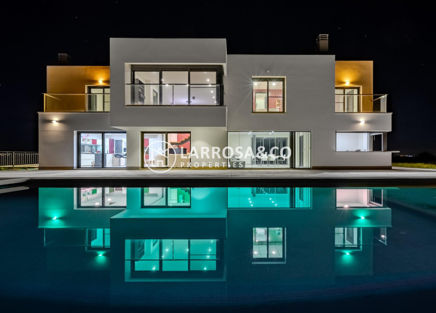 Resale - Detached House/Villa - La Marina