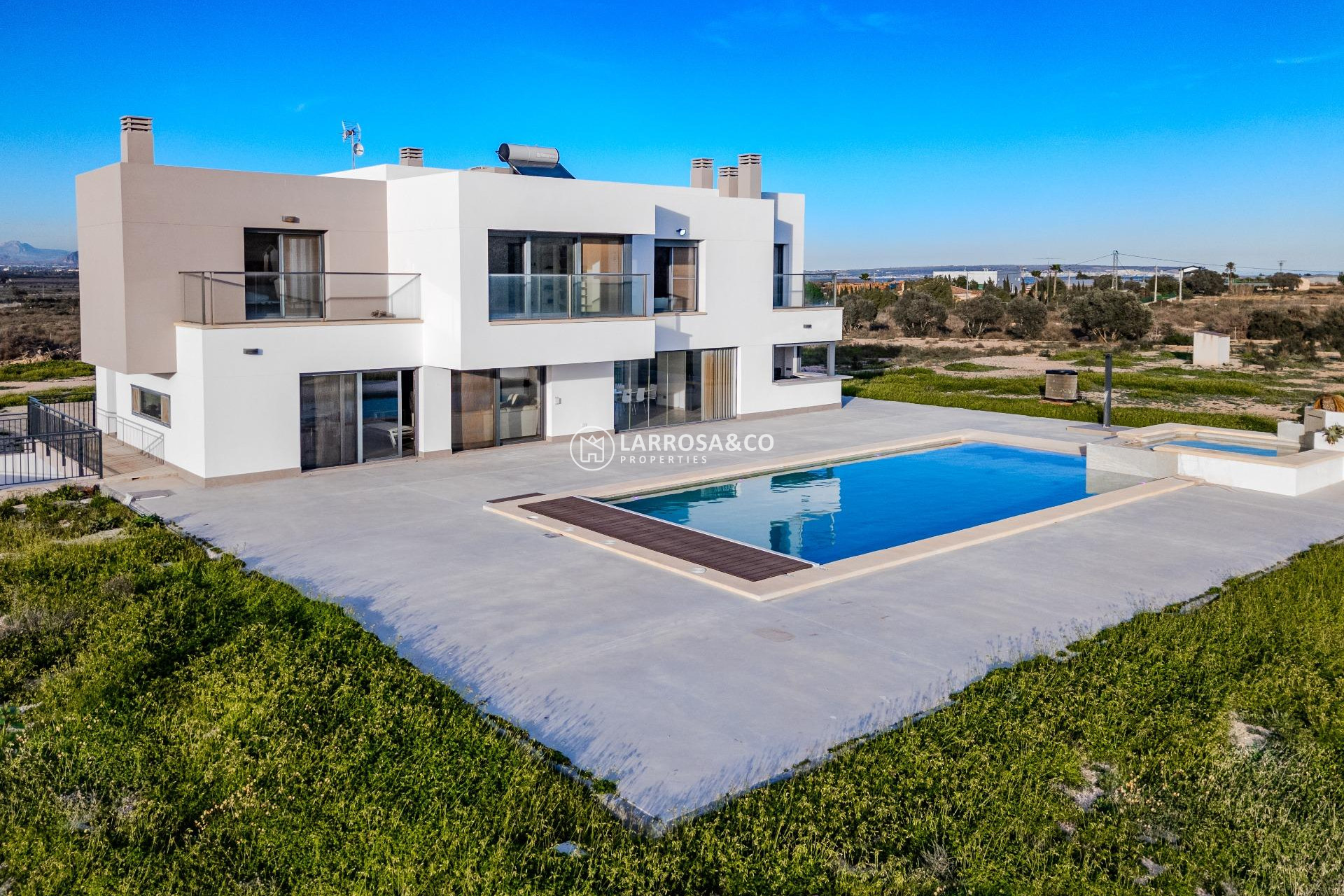 Resale - Detached House/Villa - La Marina