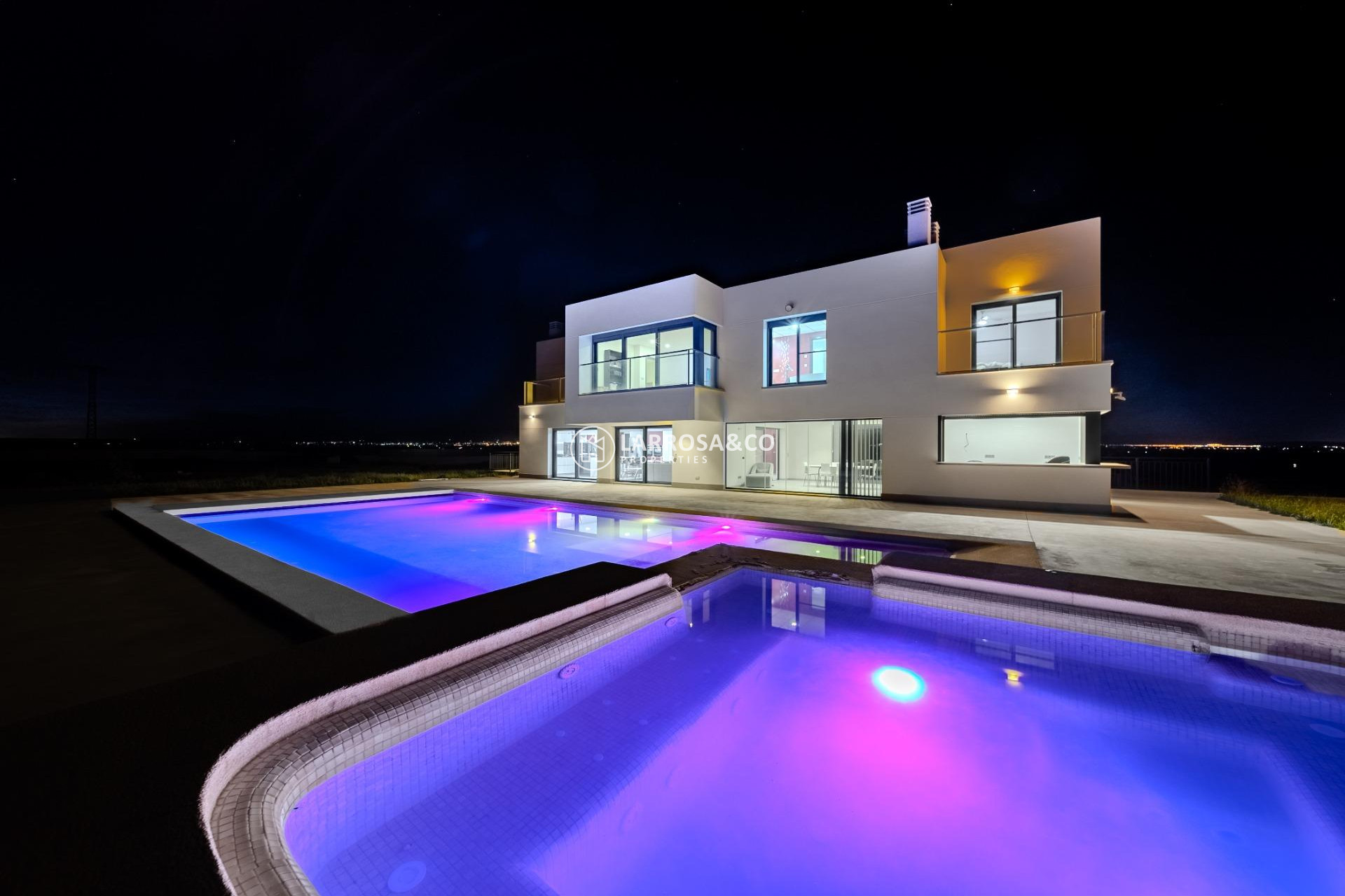 Resale - Detached House/Villa - La Marina