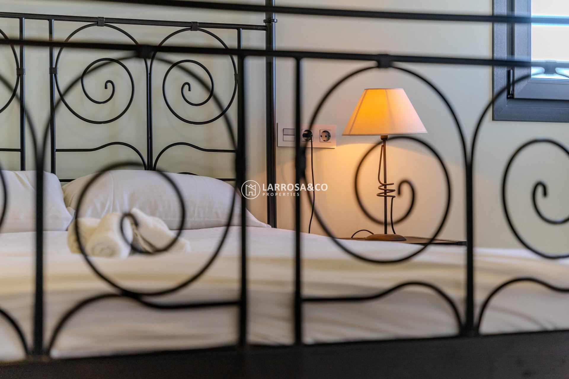 Resale - Detached House/Villa - La Marina