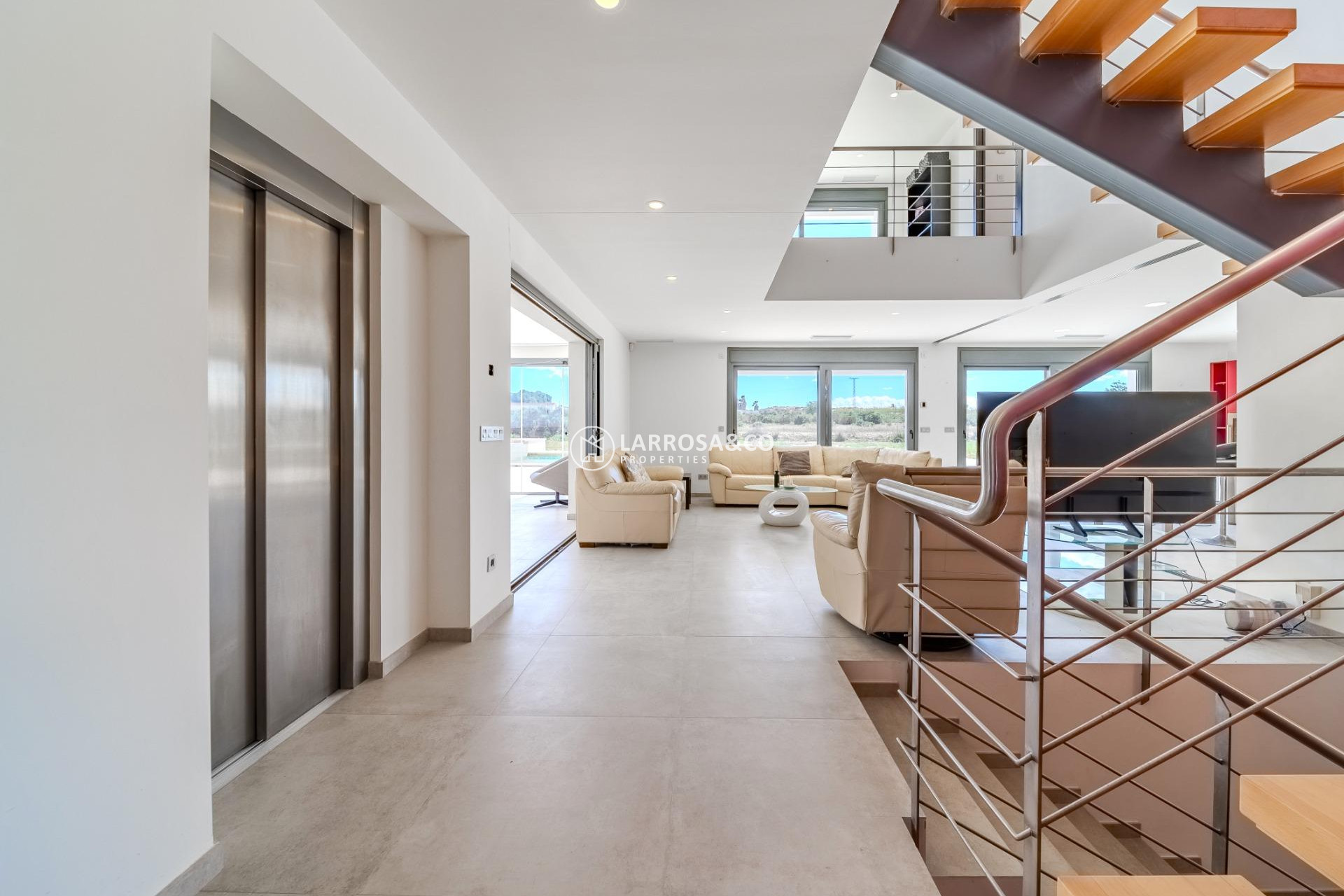 Resale - Detached House/Villa - La Marina