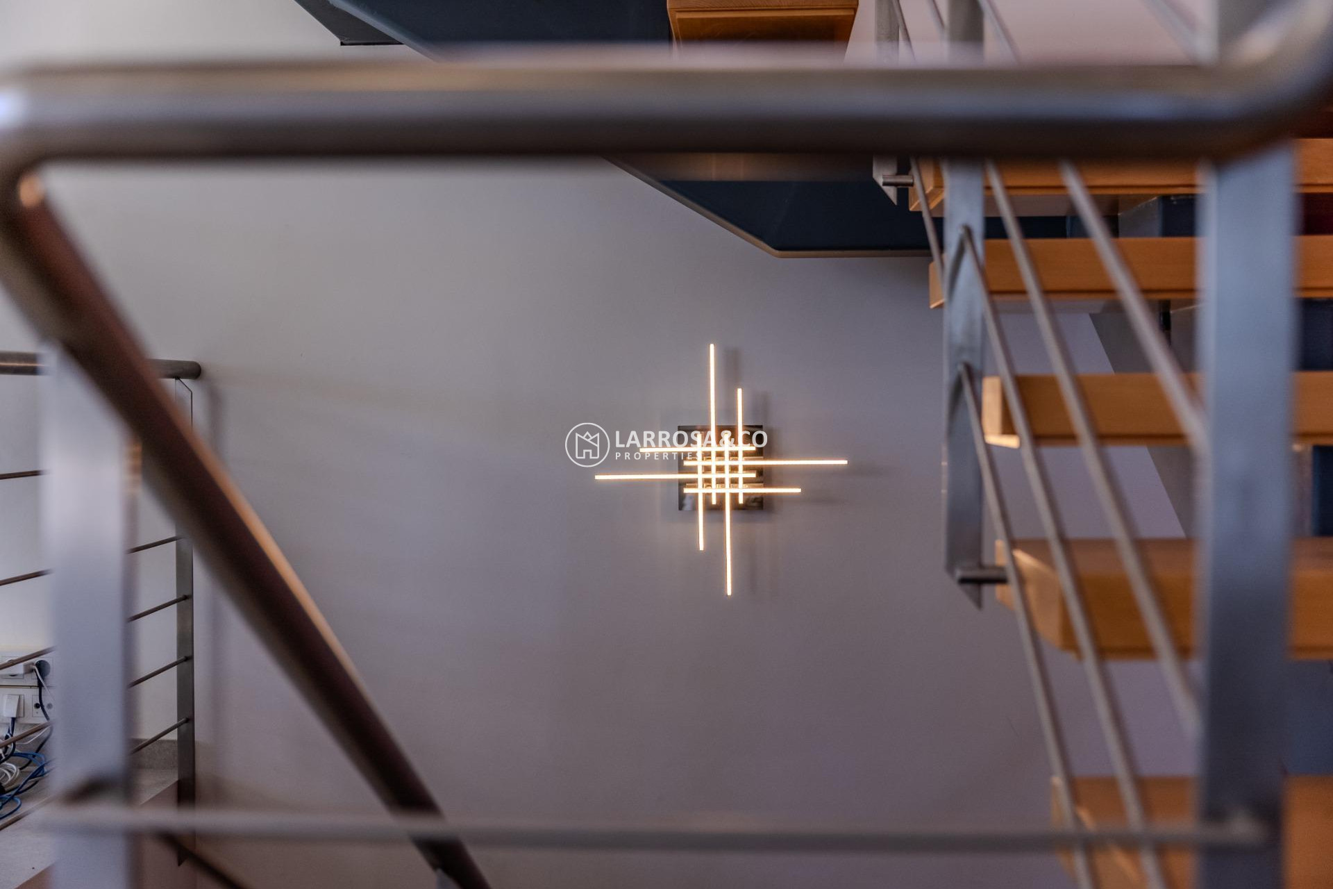 Resale - Detached House/Villa - La Marina