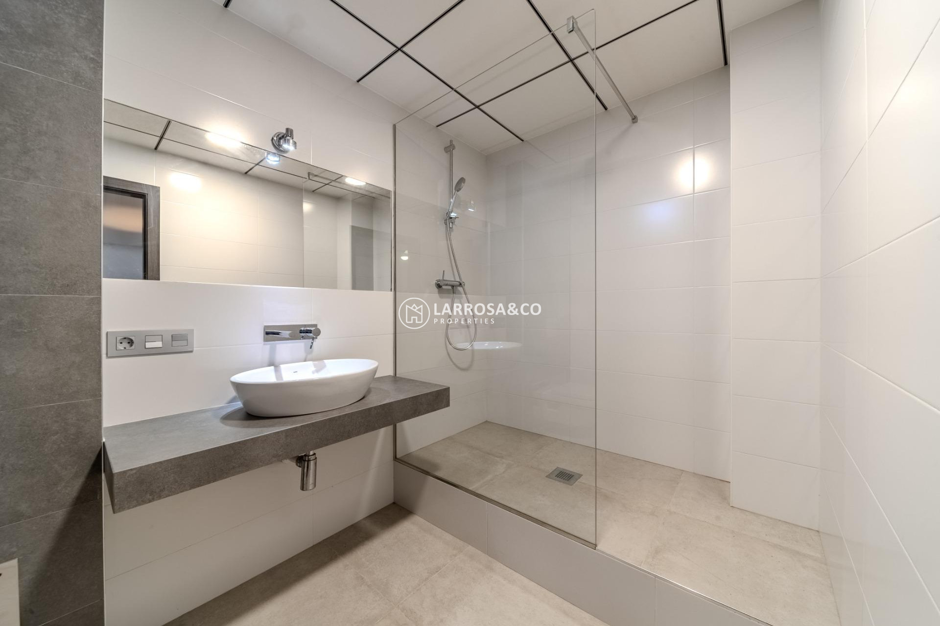 Resale - Detached House/Villa - La Marina