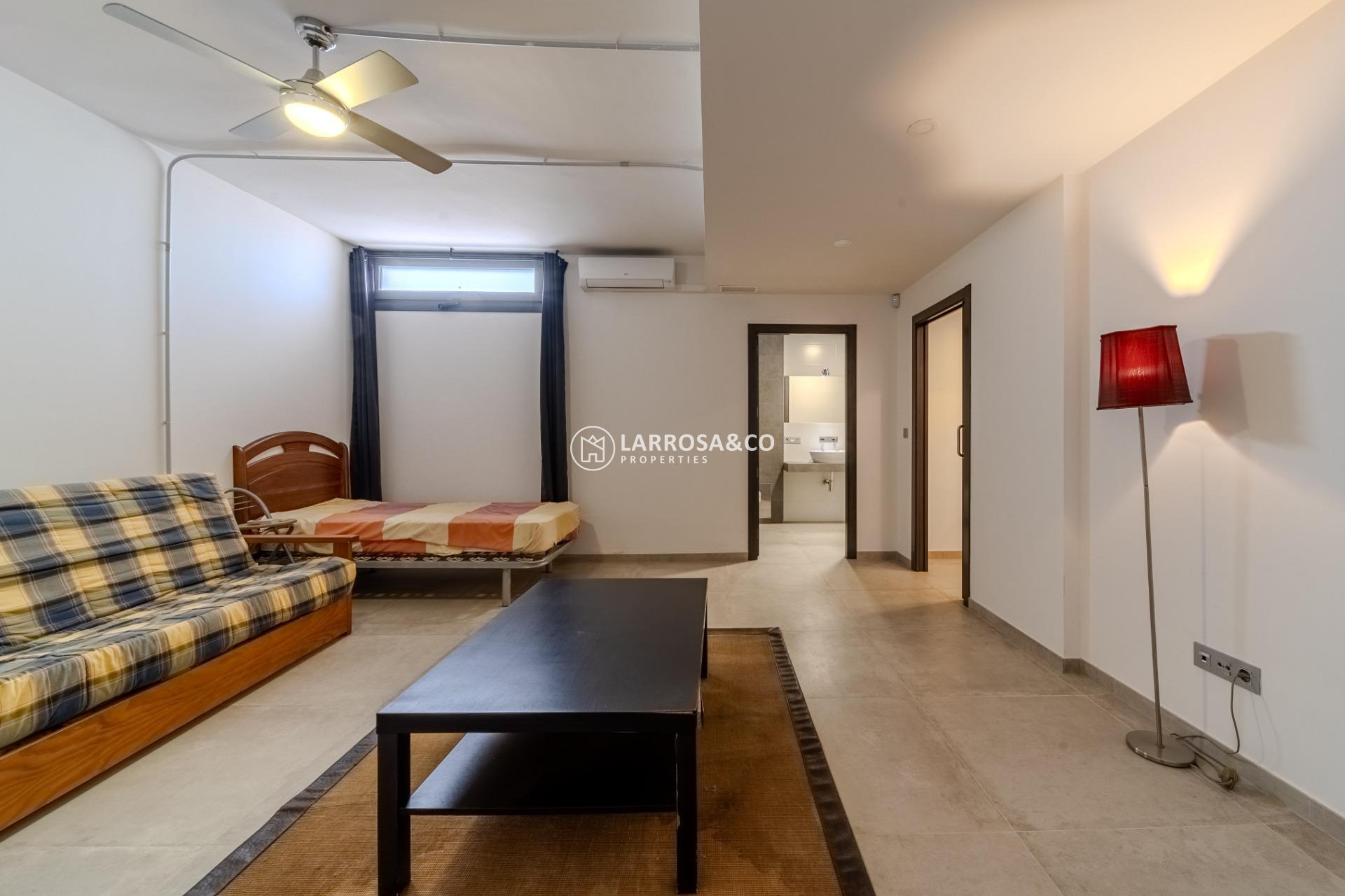 Resale - Detached House/Villa - La Marina