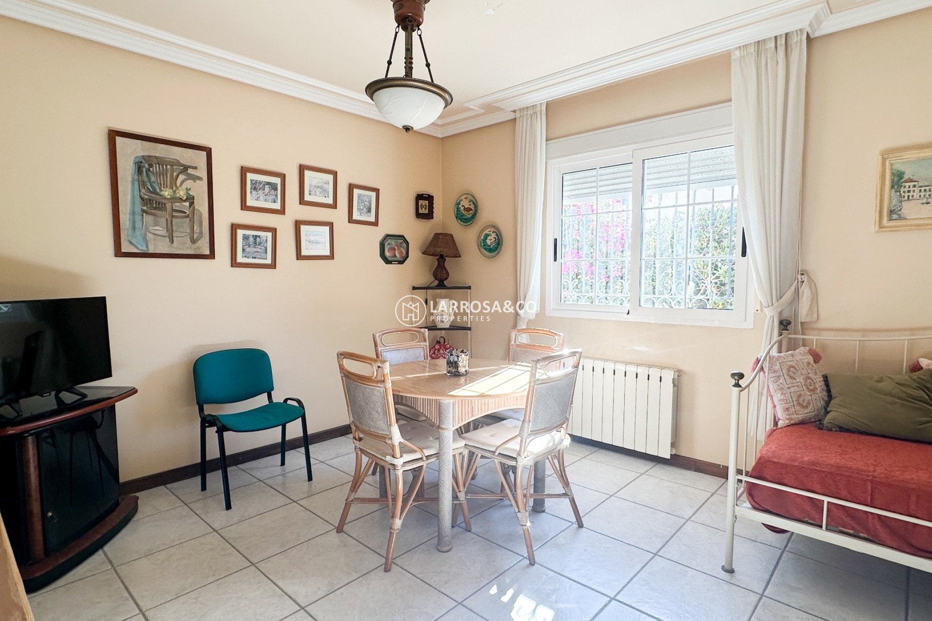 Resale - Detached House/Villa - La Mata - Costa Blanca