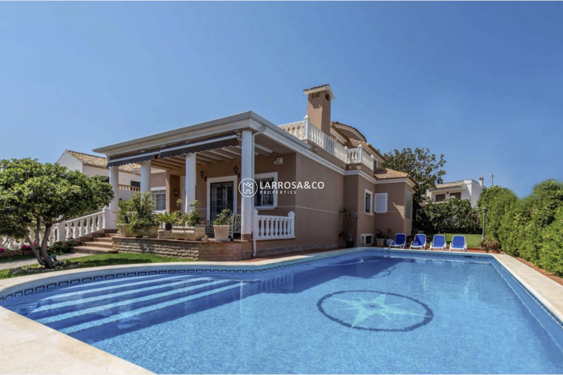 Resale - Detached House/Villa - La Mata - Costa Blanca
