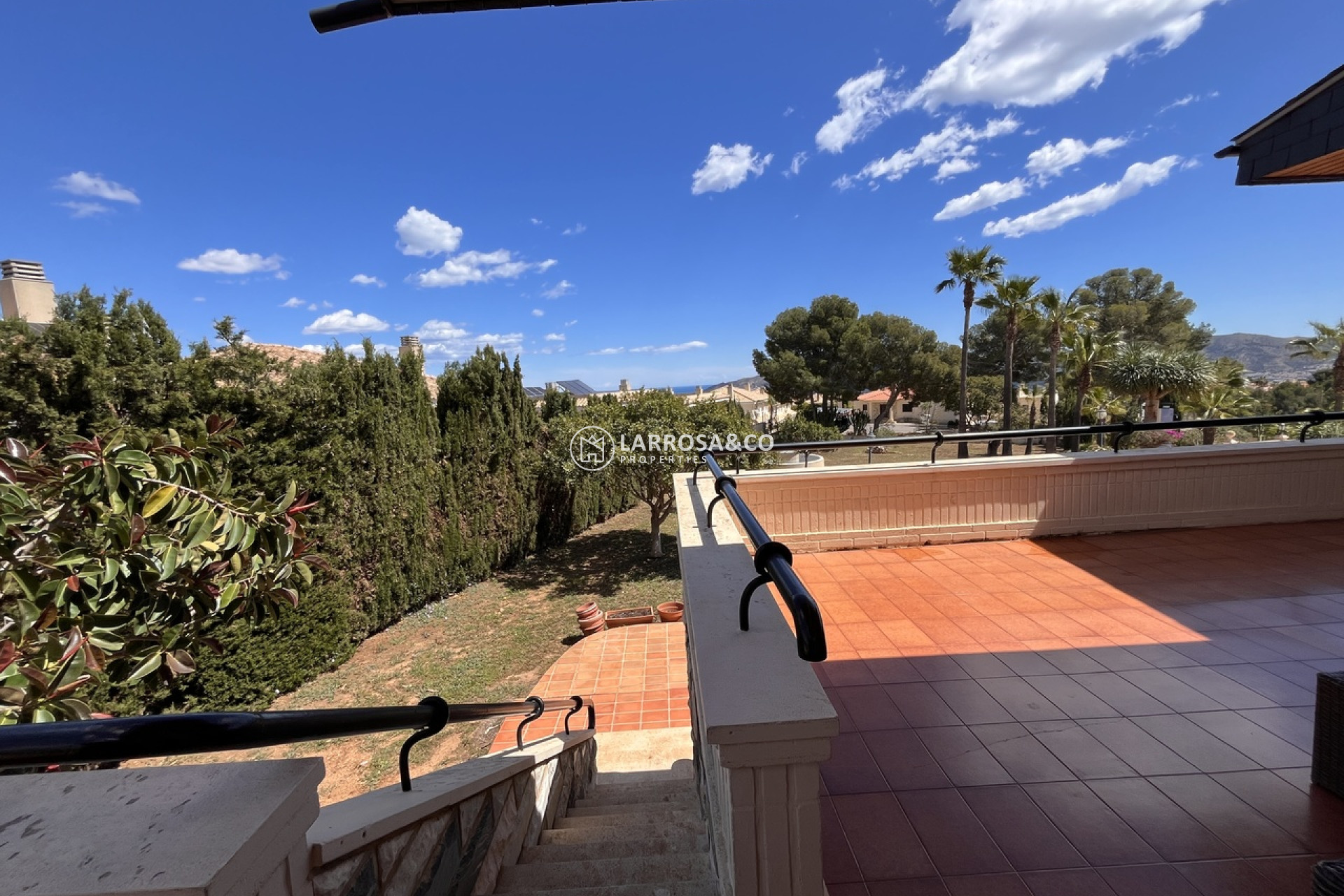 Resale - Detached House/Villa - La Nucia - Costa Blanca