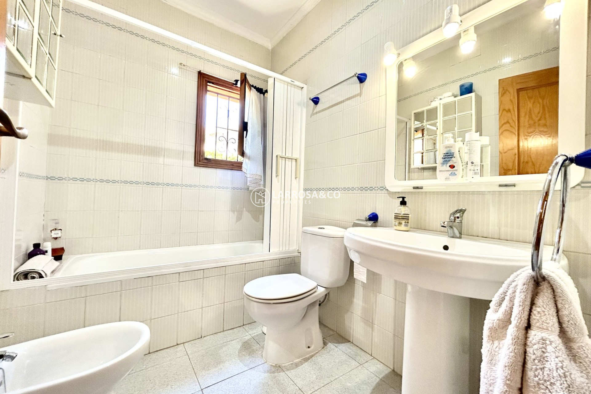 Resale - Detached House/Villa - La Zenia - Costa Blanca