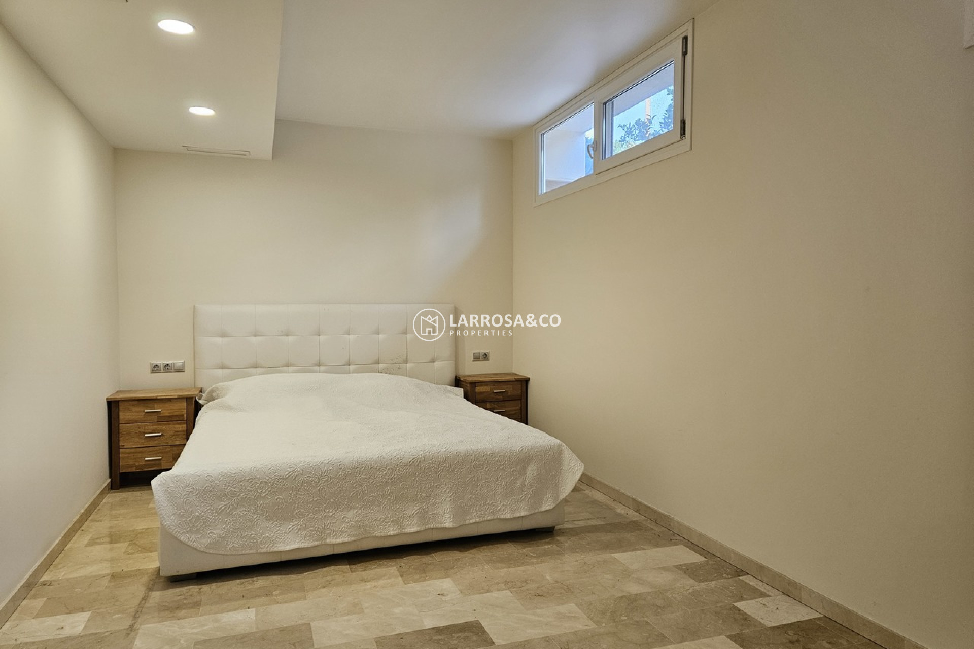 Resale - Detached House/Villa - La Zenia - Costa Blanca