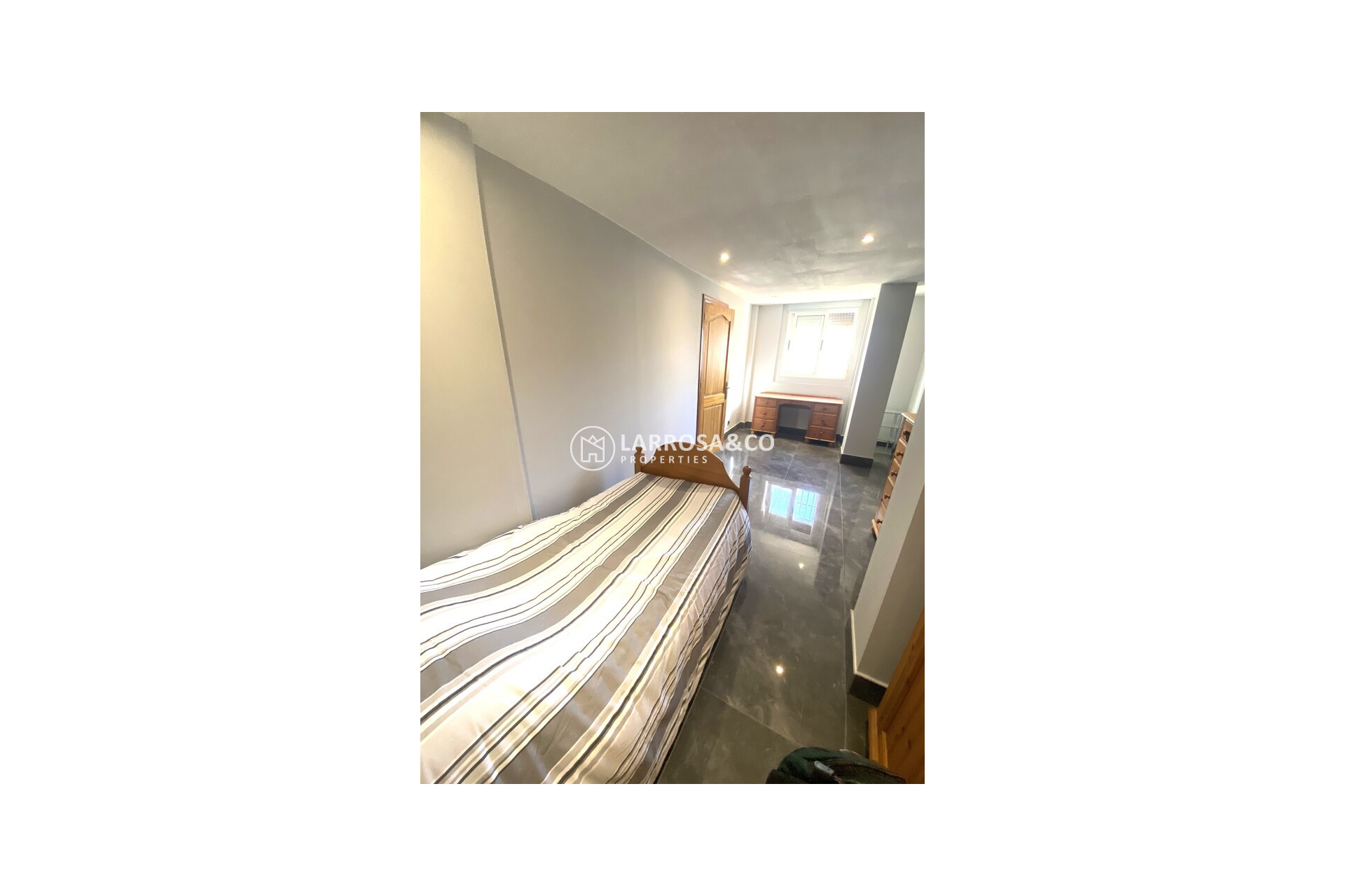 Resale - Detached House/Villa - La Zenia - Costa Blanca