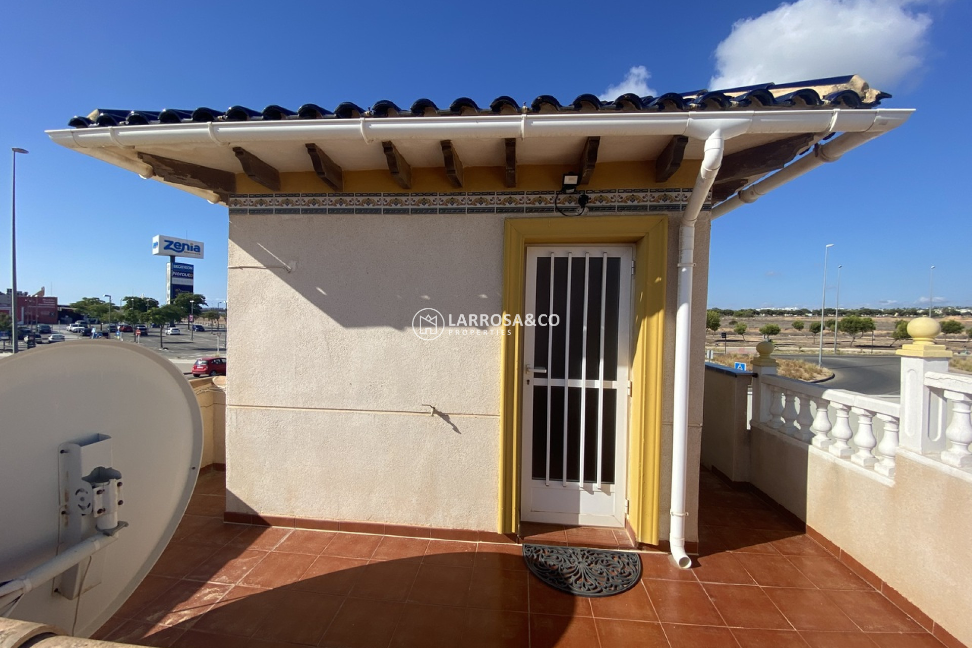 Resale - Detached House/Villa - La Zenia - Costa Blanca