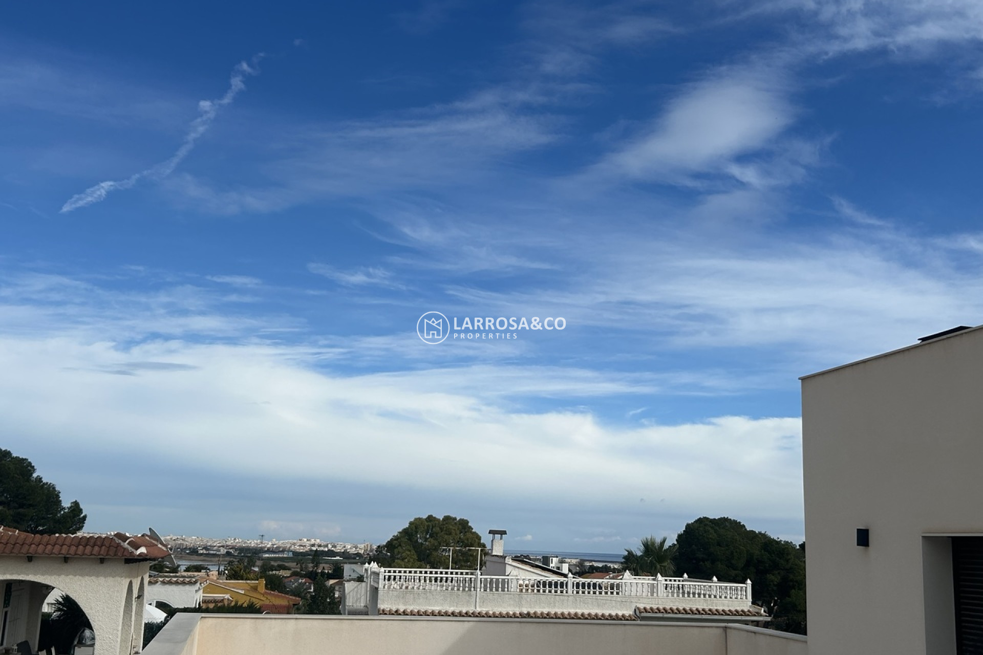 Resale - Detached House/Villa - Los Balcones - Costa Blanca