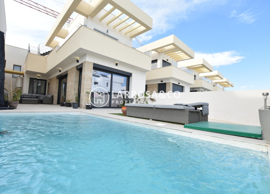 Resale - Detached House/Villa - Los Montesinos - Costa Blanca
