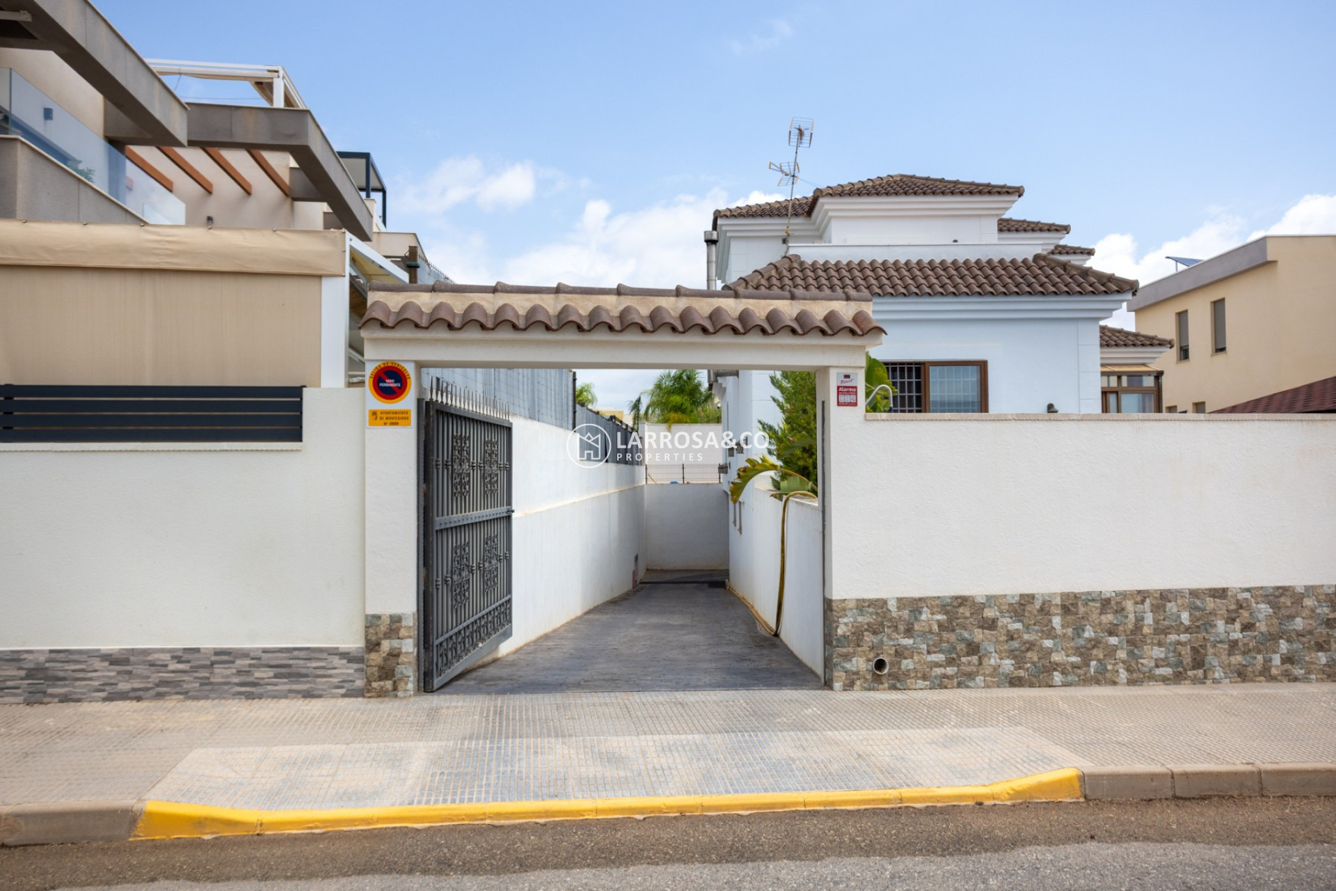 Resale - Detached House/Villa - Los Montesinos - Costa Blanca