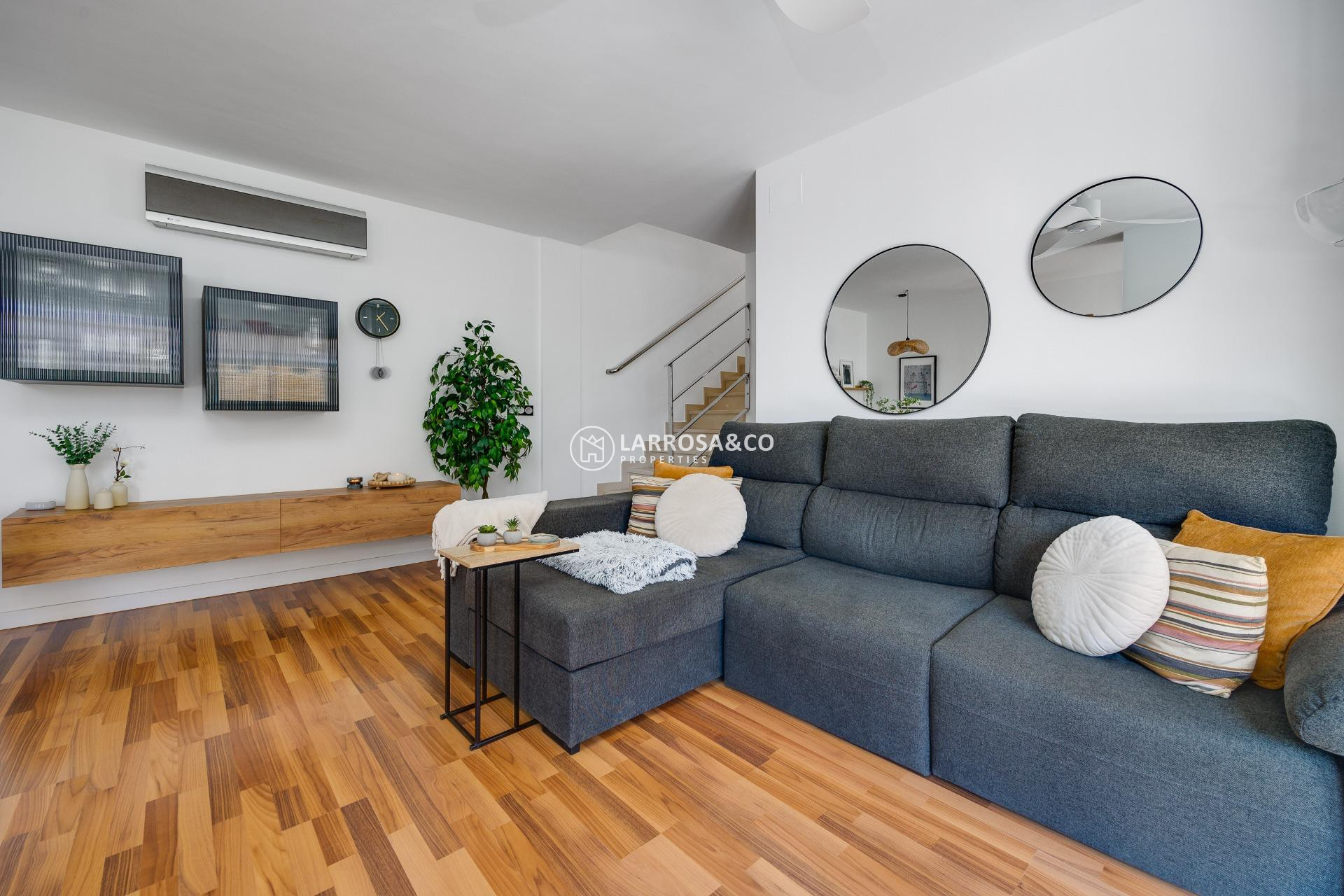 Resale - Detached House/Villa - Los Montesinos - La Herrada