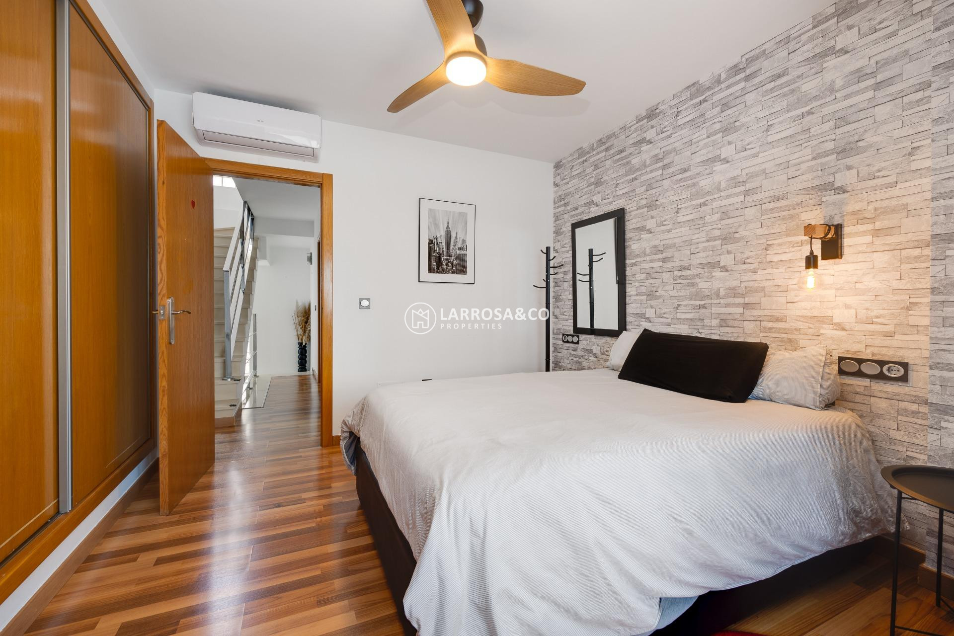 Resale - Detached House/Villa - Los Montesinos - La Herrada