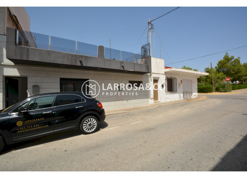 Resale - Detached House/Villa - Los Montesinos - LOS MONTESINOS