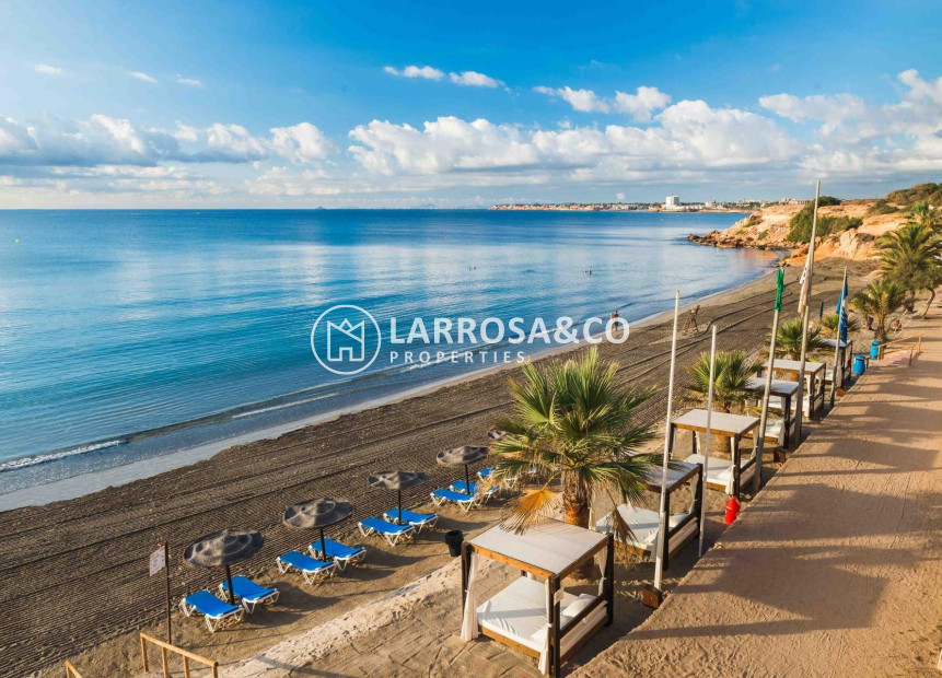 Resale - Detached House/Villa - Orihuela costa - Campoamor