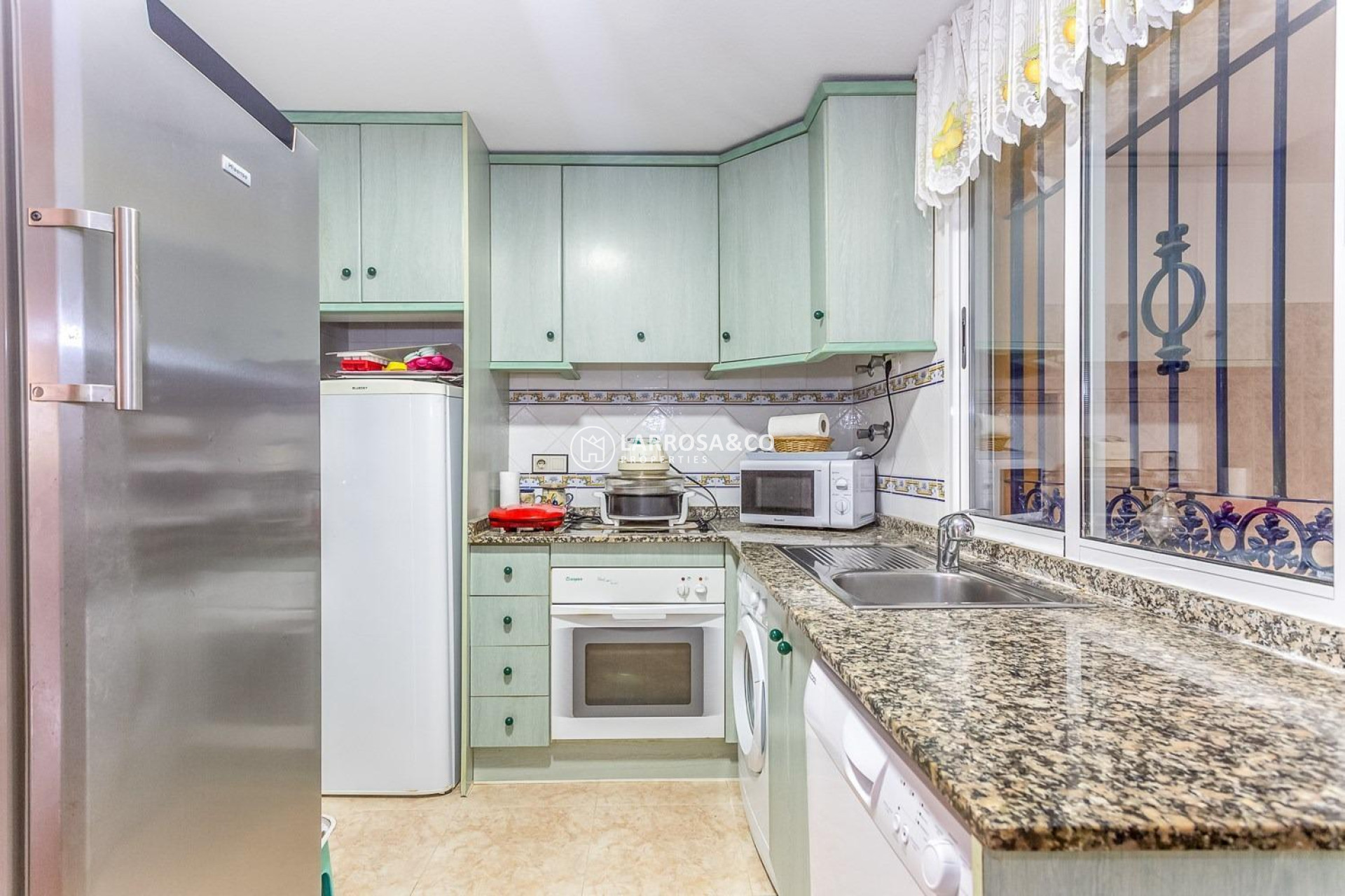 Resale - Detached House/Villa - Orihuela costa - La Zenia- Orihuela costa