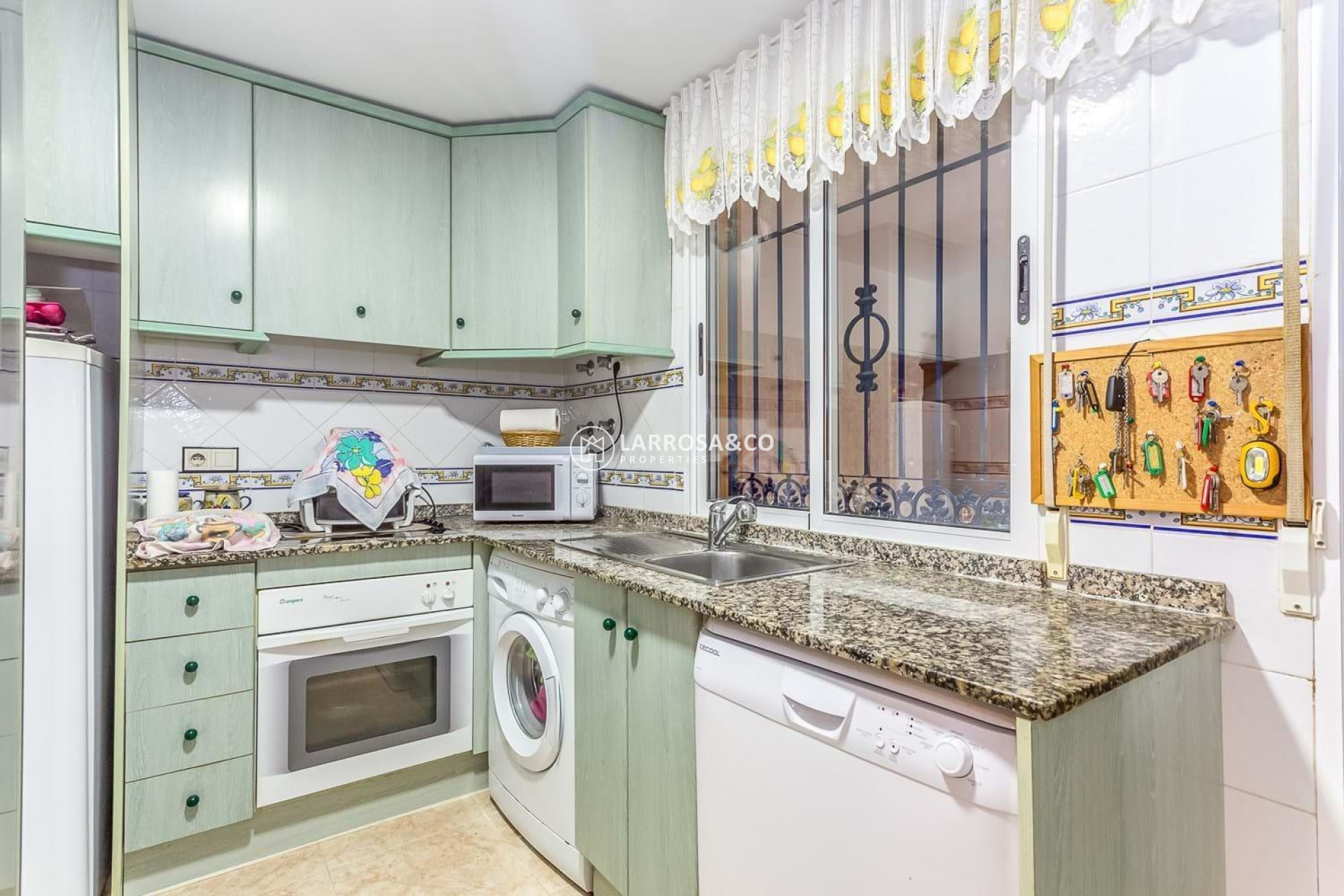 Resale - Detached House/Villa - Orihuela costa - La Zenia- Orihuela costa