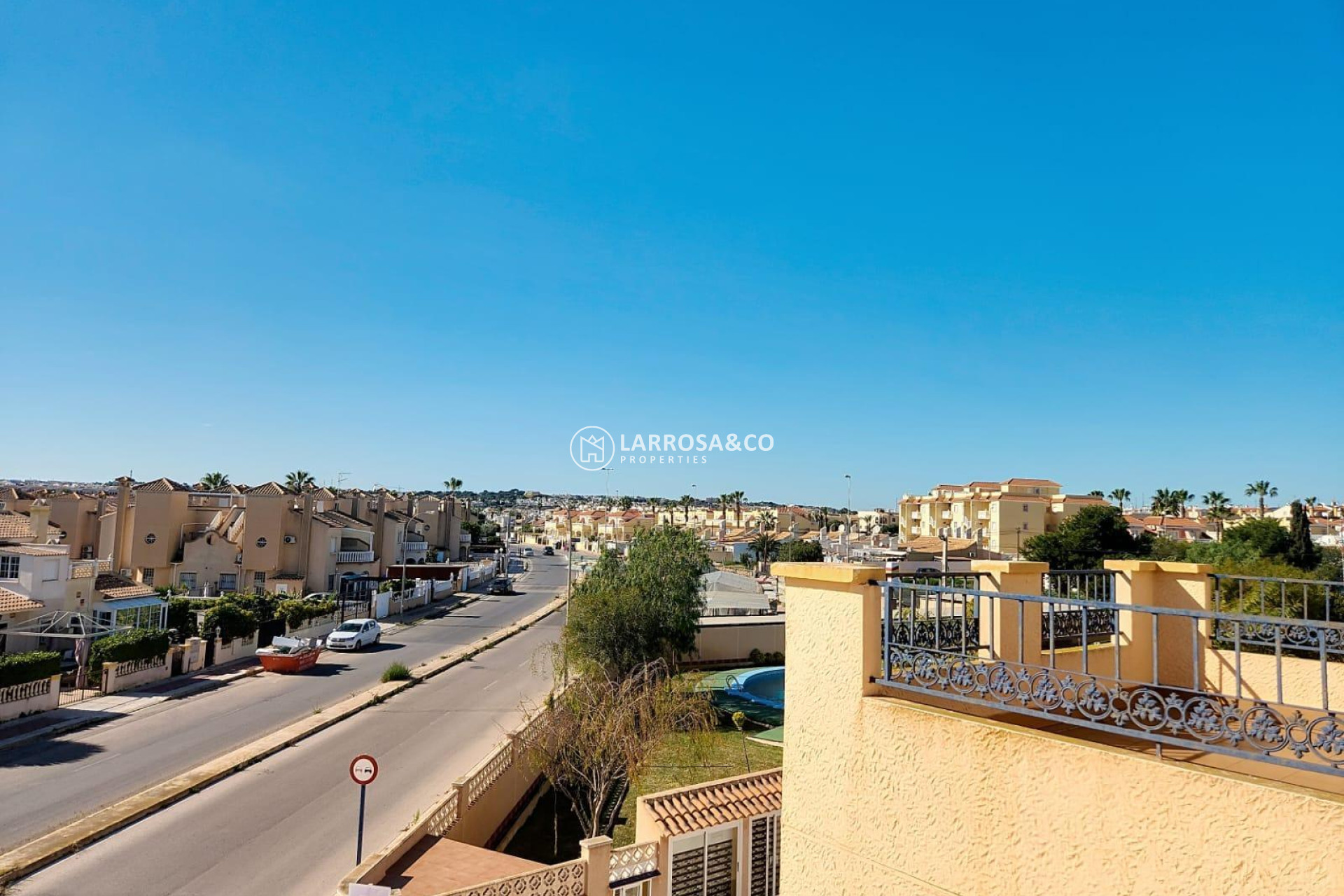 Resale - Detached House/Villa - Orihuela costa - La Zenia- Orihuela costa