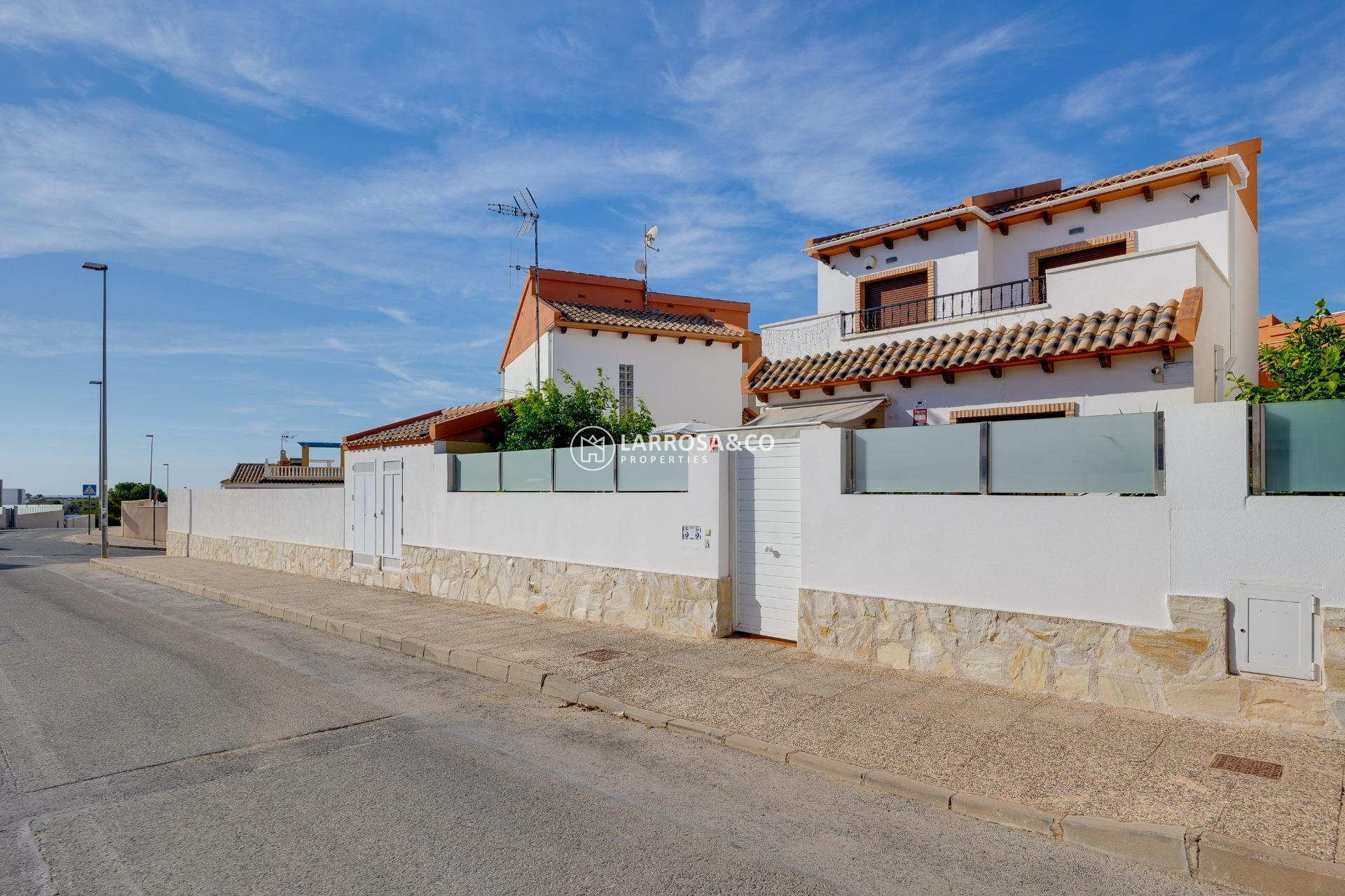Resale - Detached House/Villa - Orihuela costa - PAU 8
