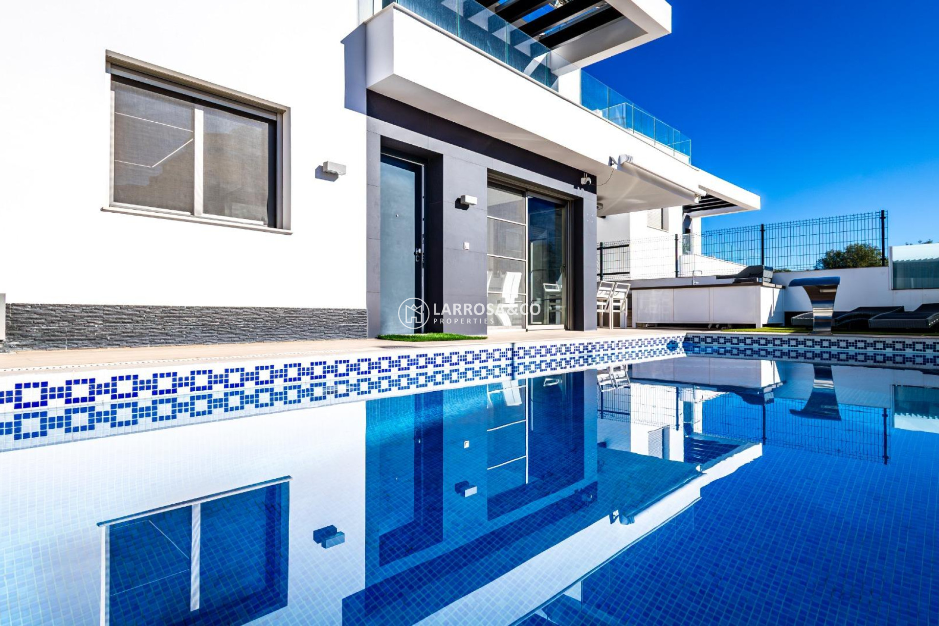 Resale - Detached House/Villa - Orihuela costa - PAU 8