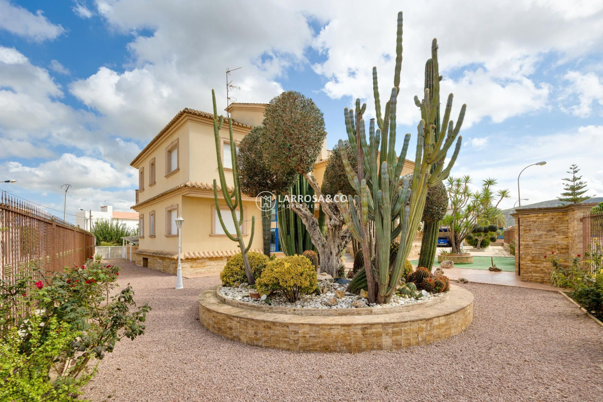 Resale - Detached House/Villa - Orihuela - Desamparados-Hurchillo-Torremendo