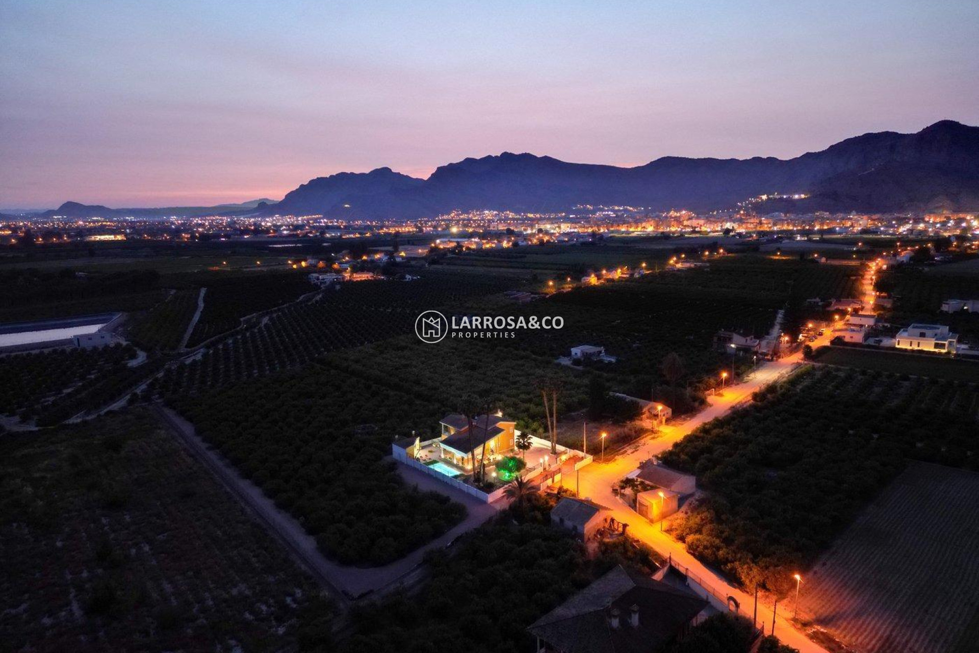 Resale - Detached House/Villa - Orihuela - Orihuela Ciudad