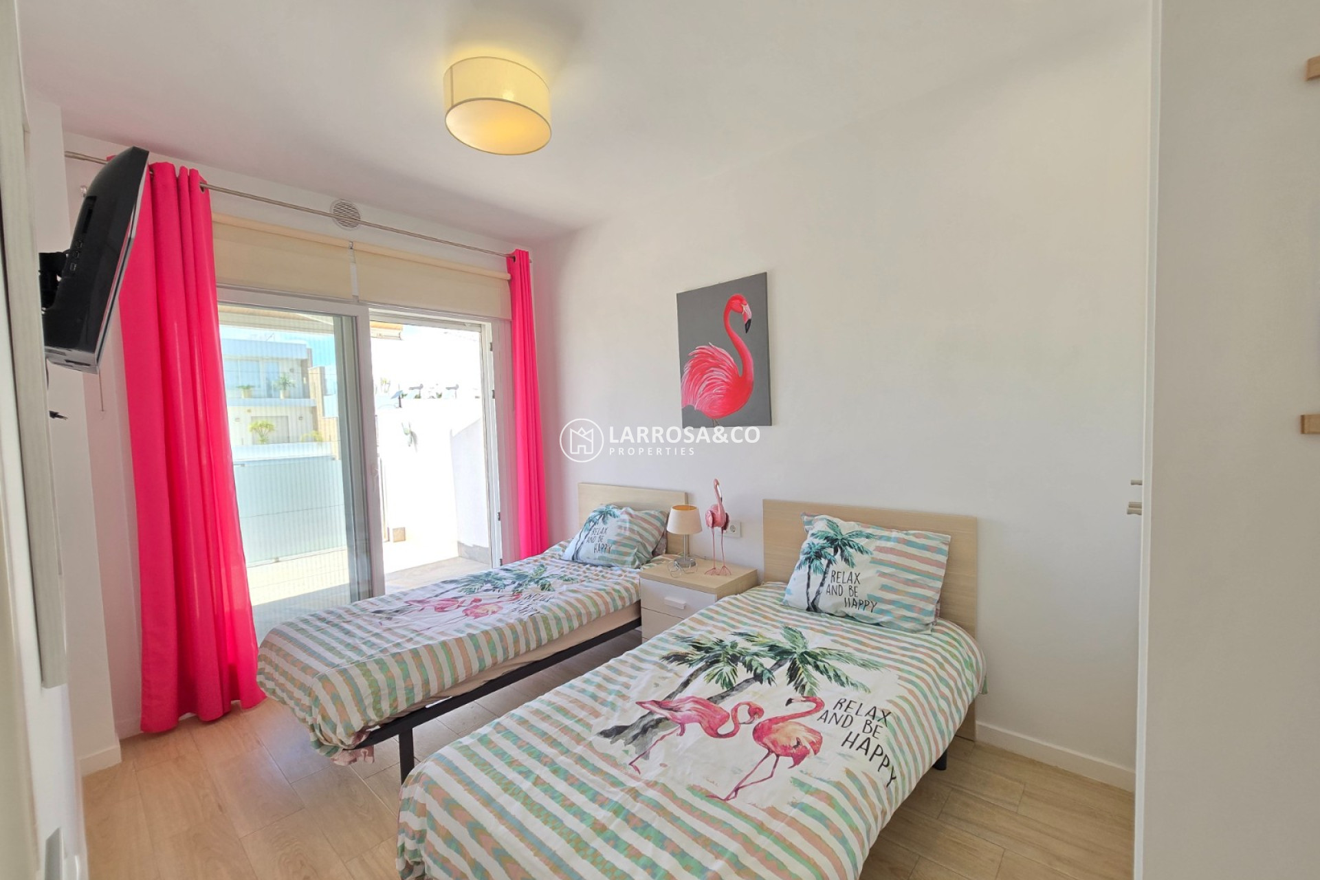 Resale - Detached House/Villa - Pilar de la Horadada - Costa Blanca