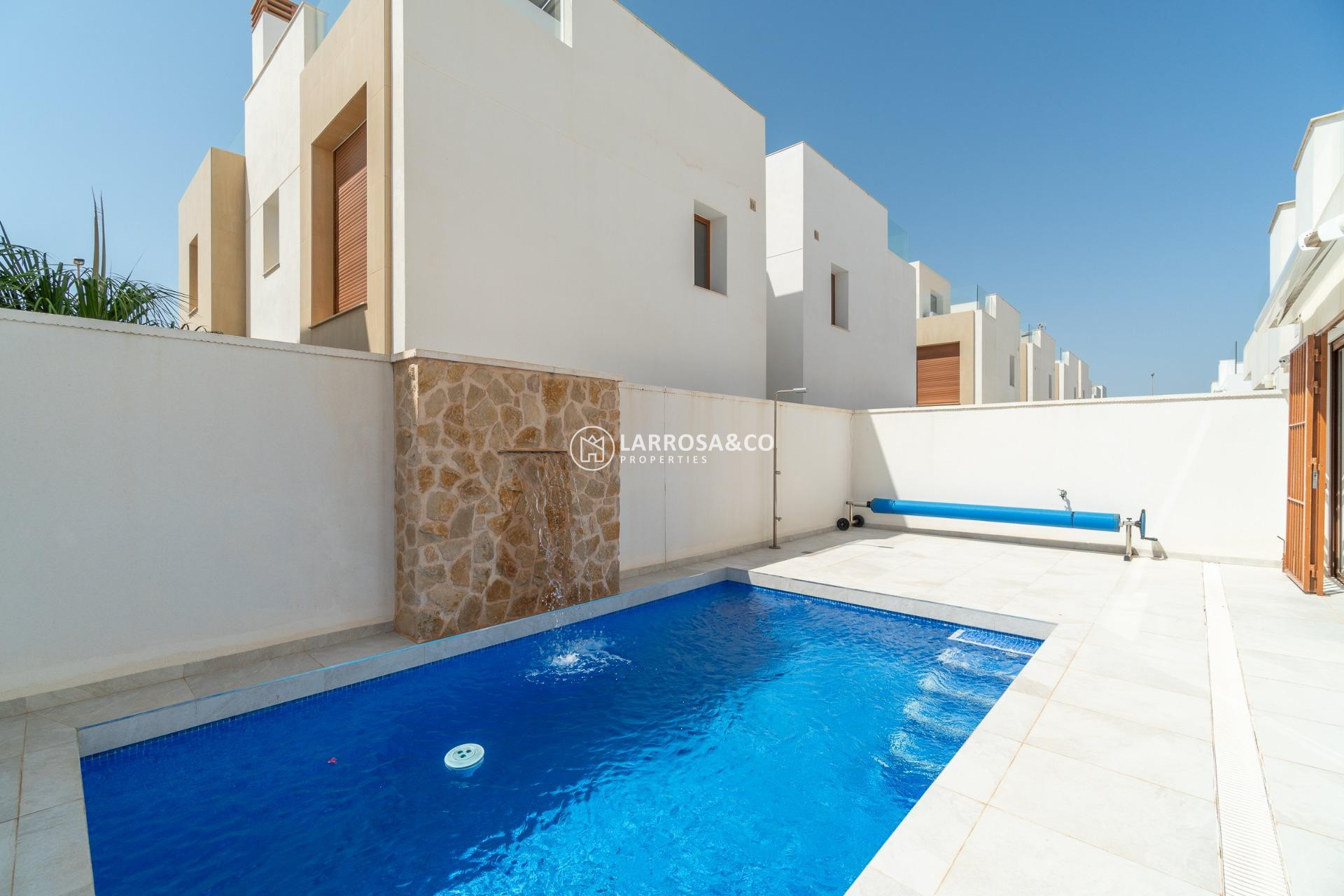 Resale - Detached House/Villa - Pilar de la Horadada - La Torre de la Horadada