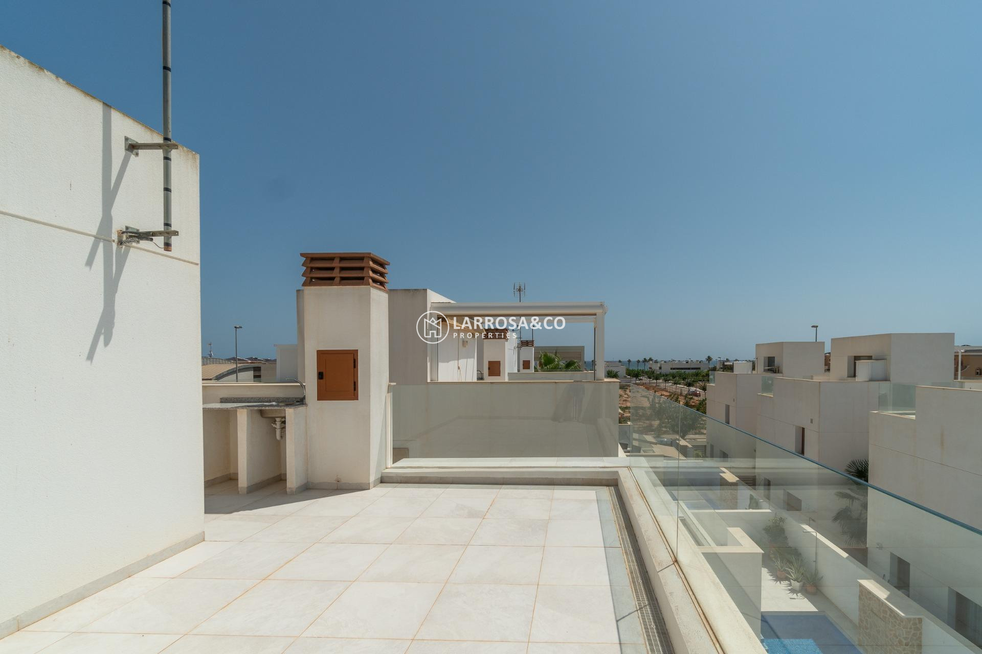 Resale - Detached House/Villa - Pilar de la Horadada - La Torre de la Horadada