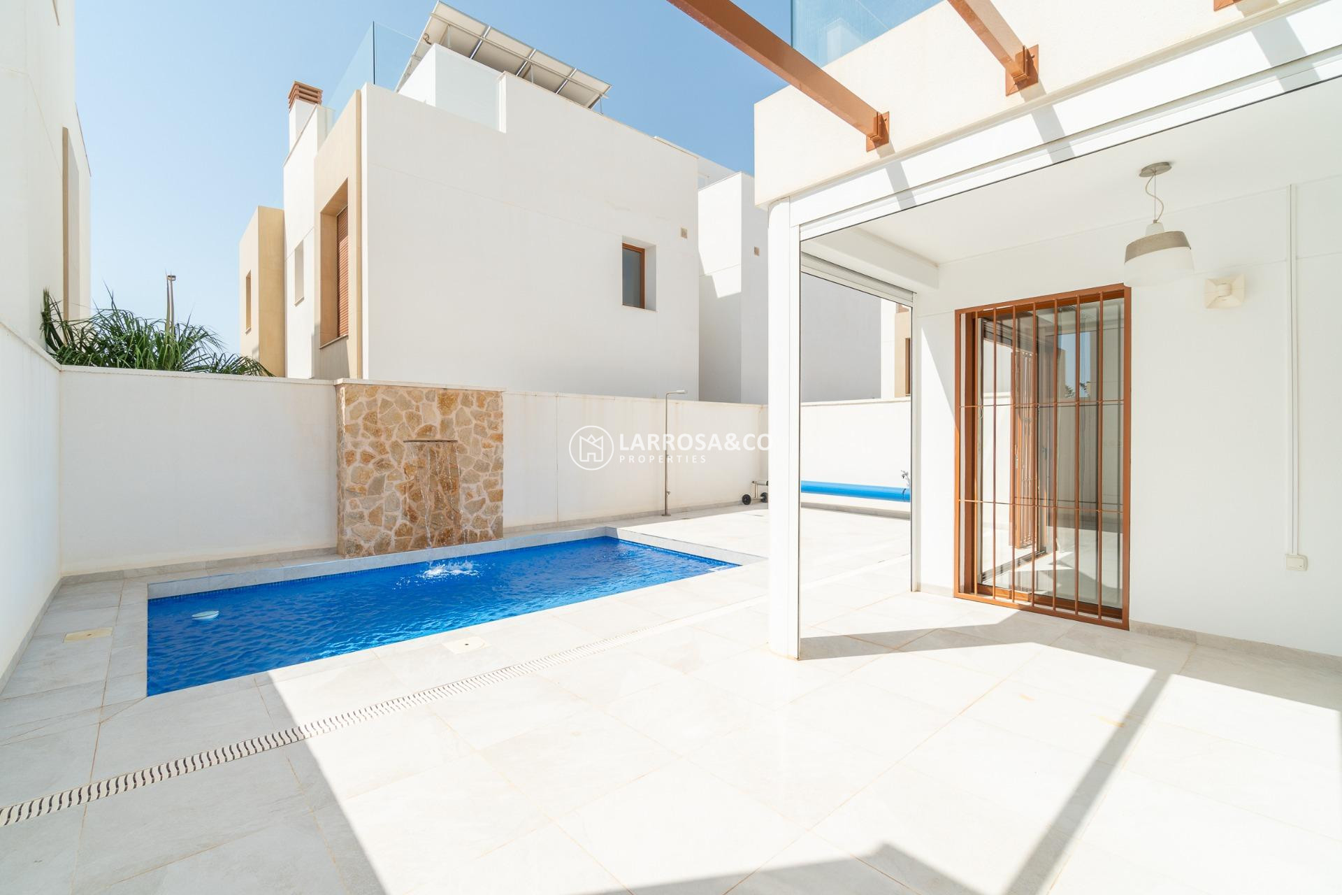 Resale - Detached House/Villa - Pilar de la Horadada - La Torre de la Horadada