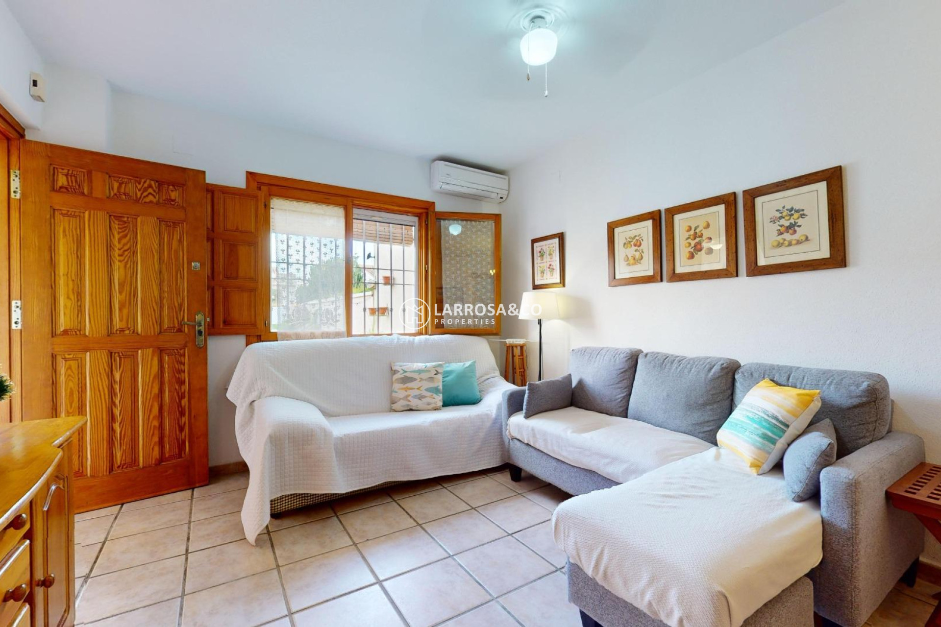 Resale - Detached House/Villa - Pilar de la Horadada - La Torre de la Horadada