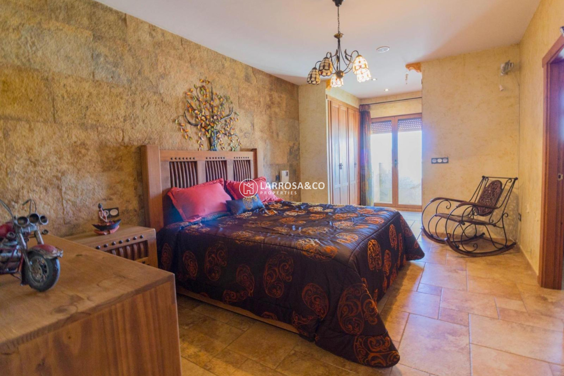 Resale - Detached House/Villa - Redovan - Comunidad valenciana